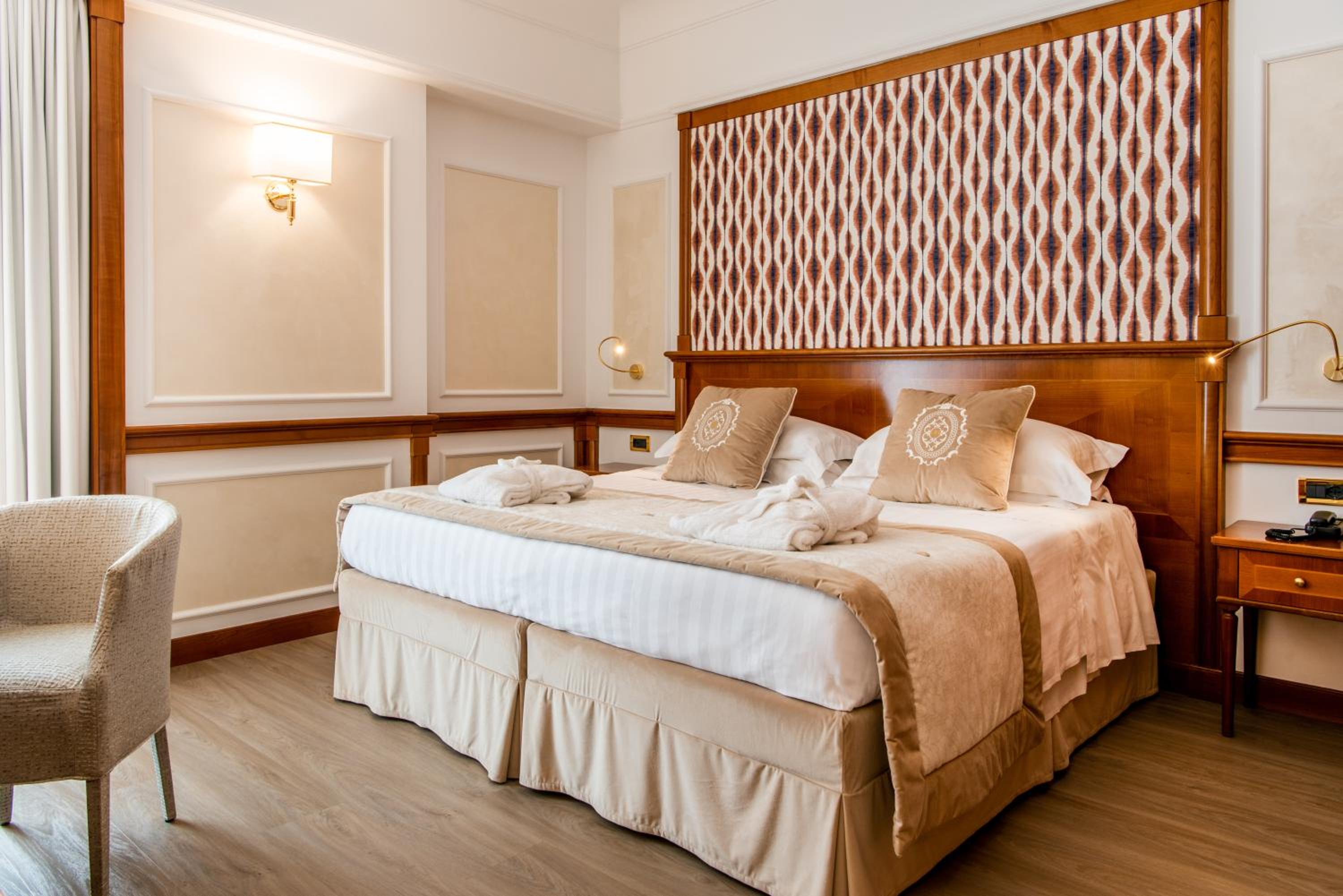 Superior Double Room photo 2