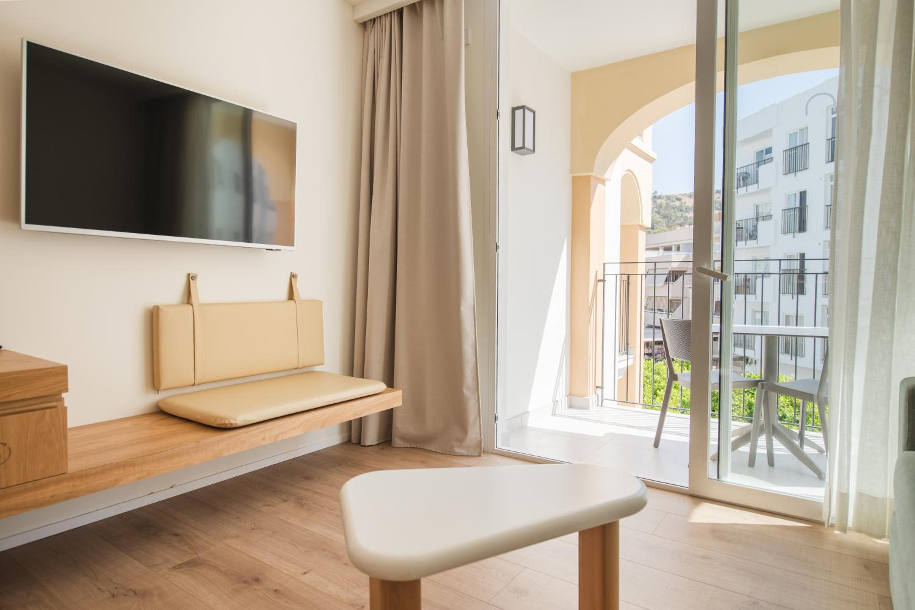 Habitación Doble con Vista a la Ciudad