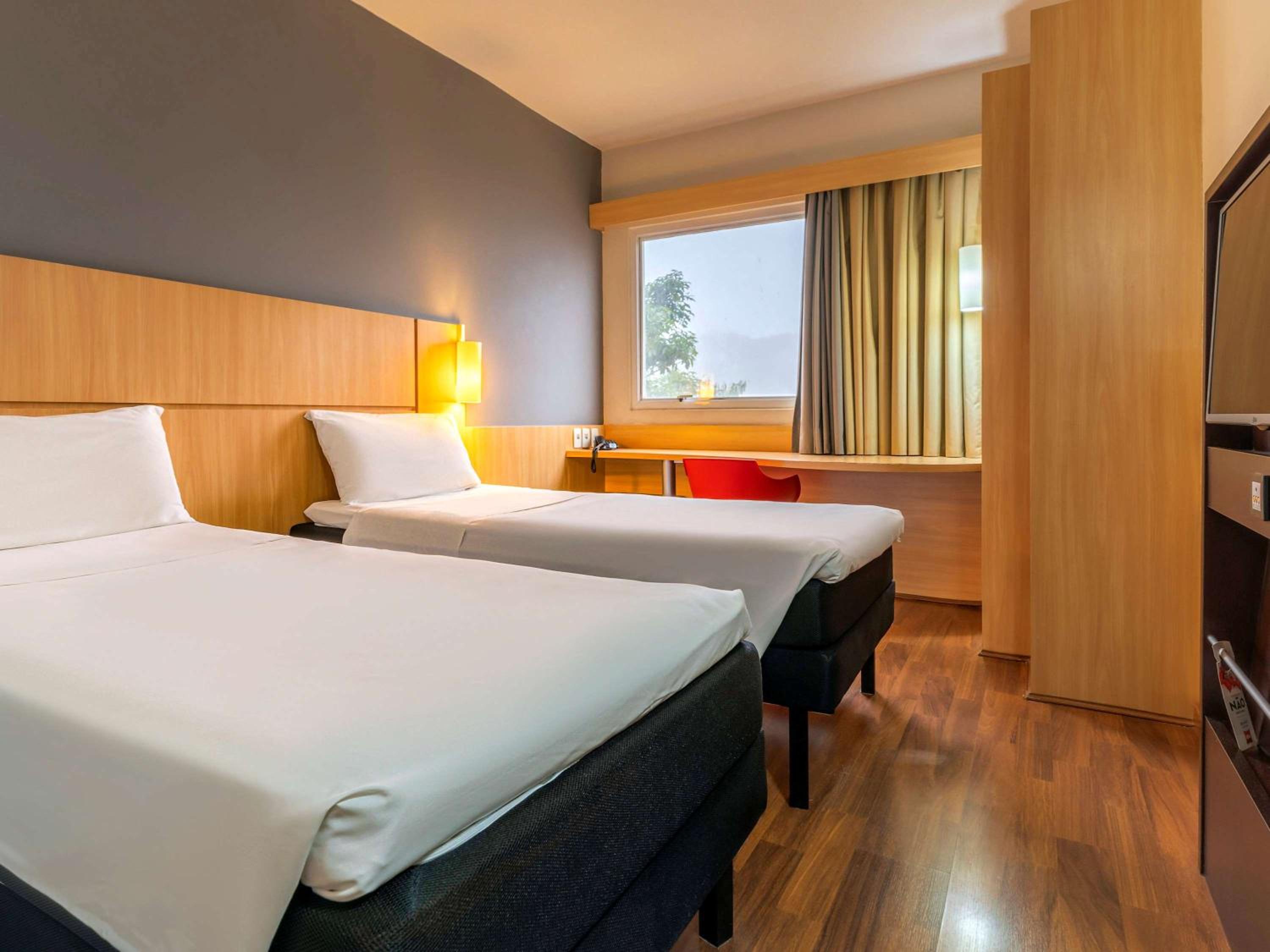 Standard Apartment with Twin Beds photo 1