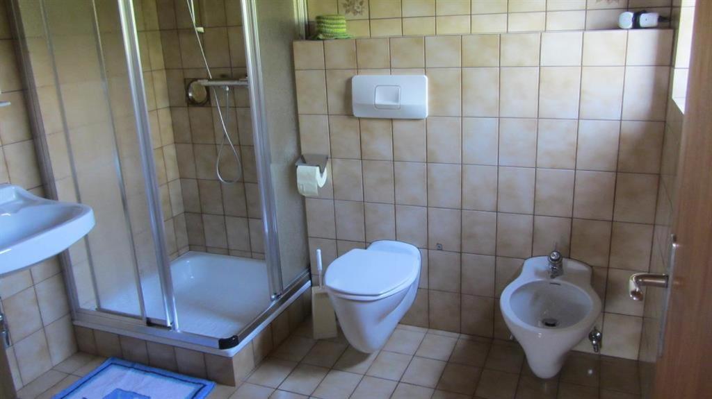 Double Room with Shower photo 2