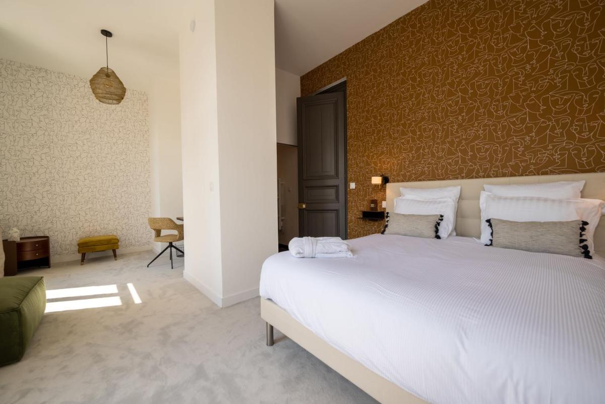 Suite with Garden View photo 2