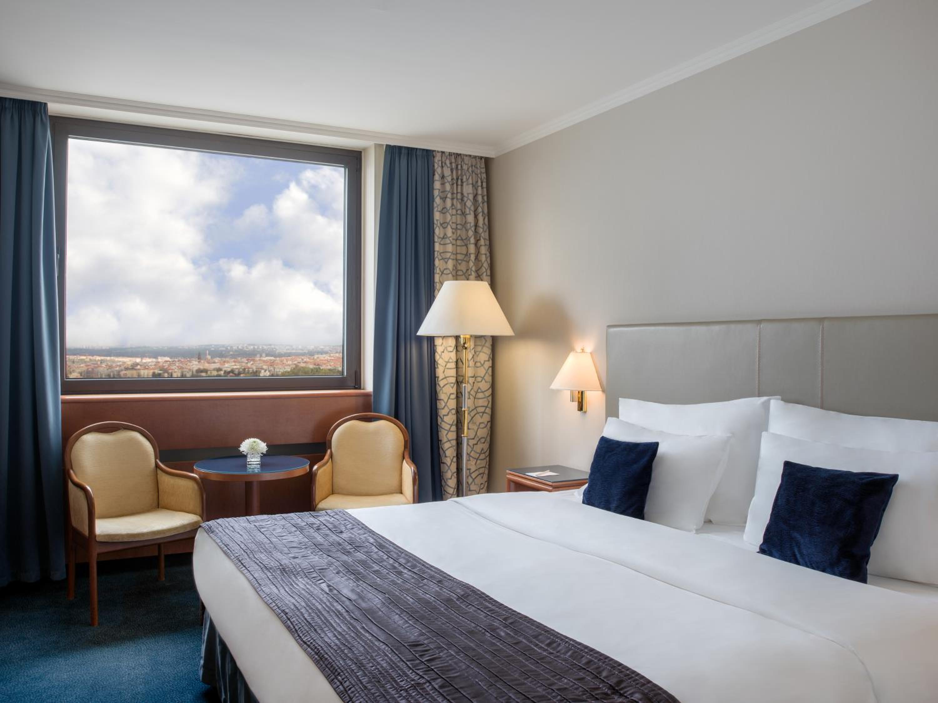 Executive King Room With Lounge & Spa Access
