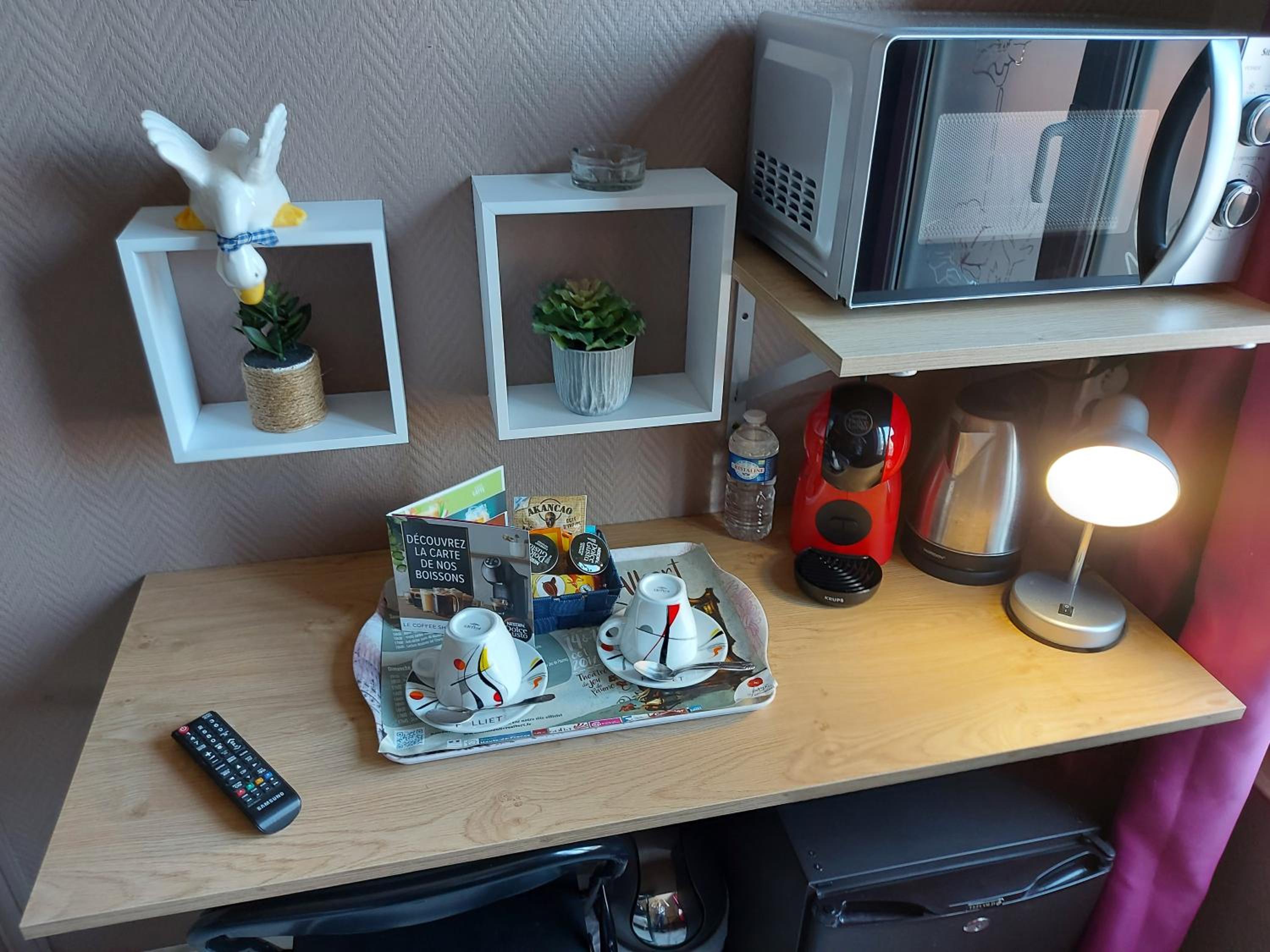 Double Room (1 - 2 Adults) - Photo 7