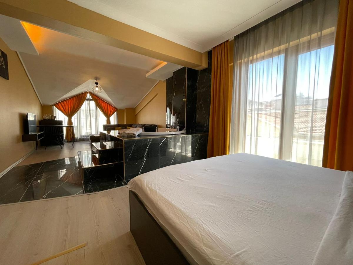 King Room with Balcony