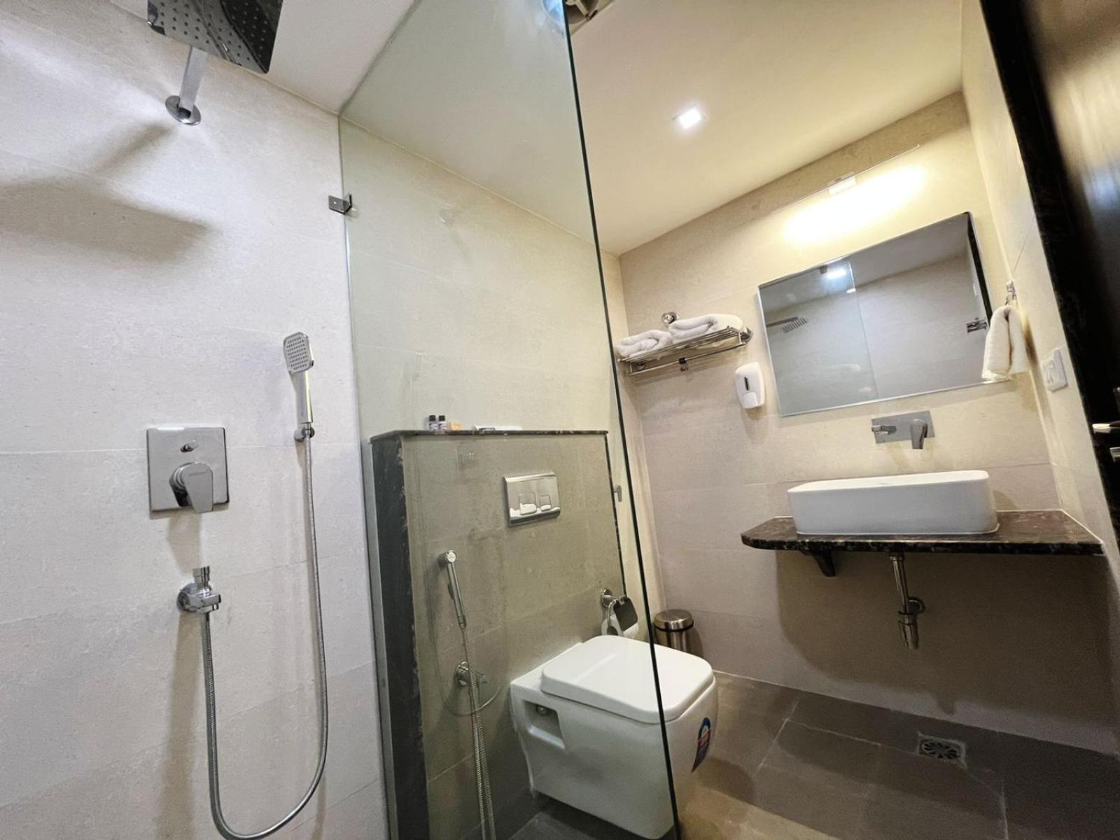 Deluxe Double Room - Photo 3