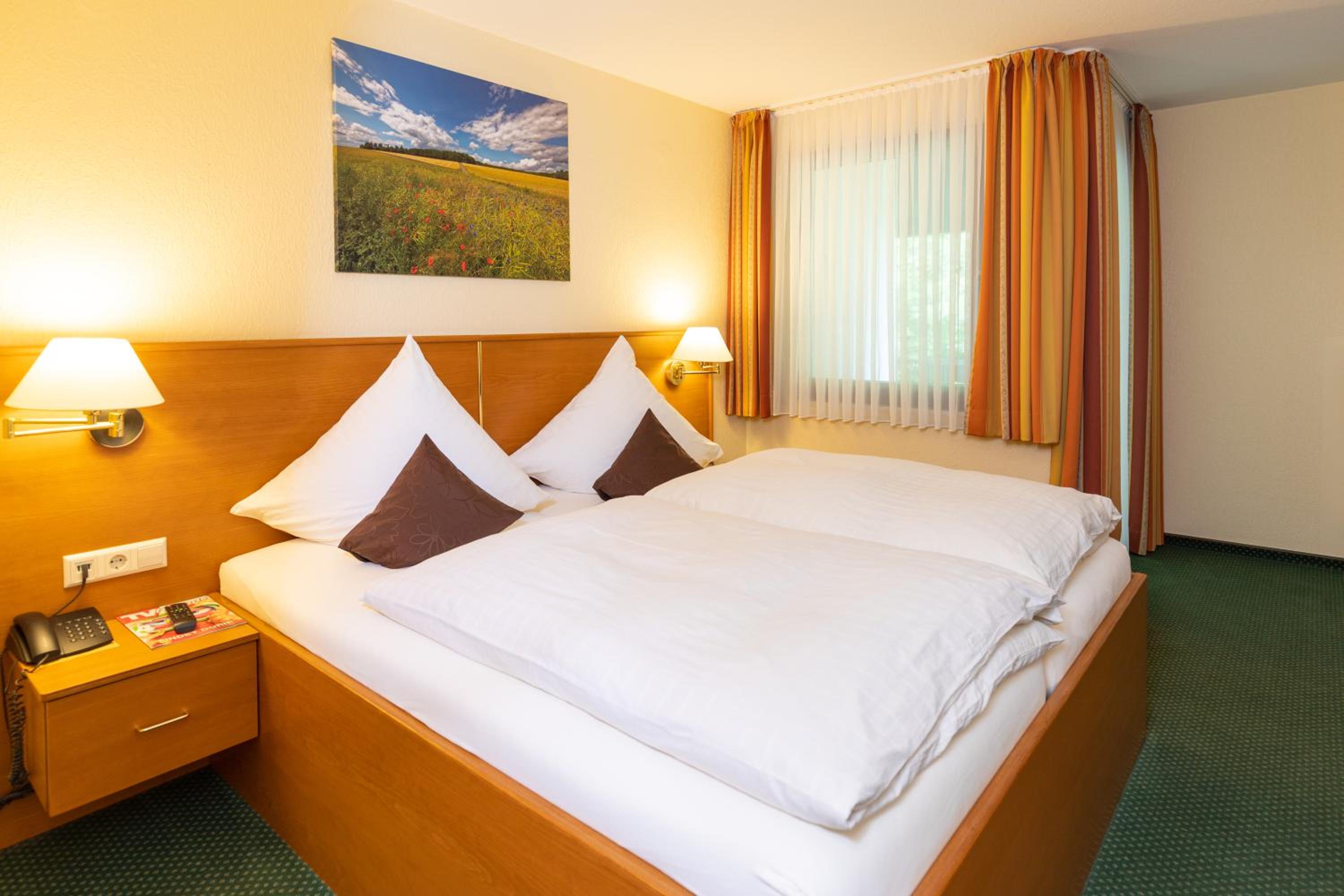 Double Room with Balcony photo 2