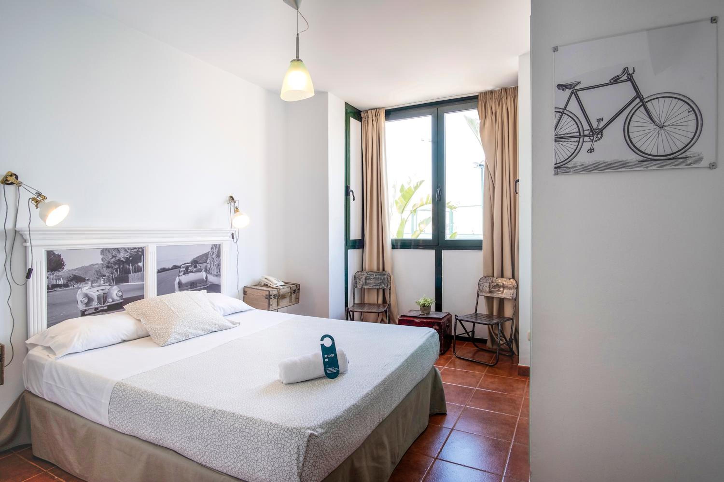 Double Room - Photo 2