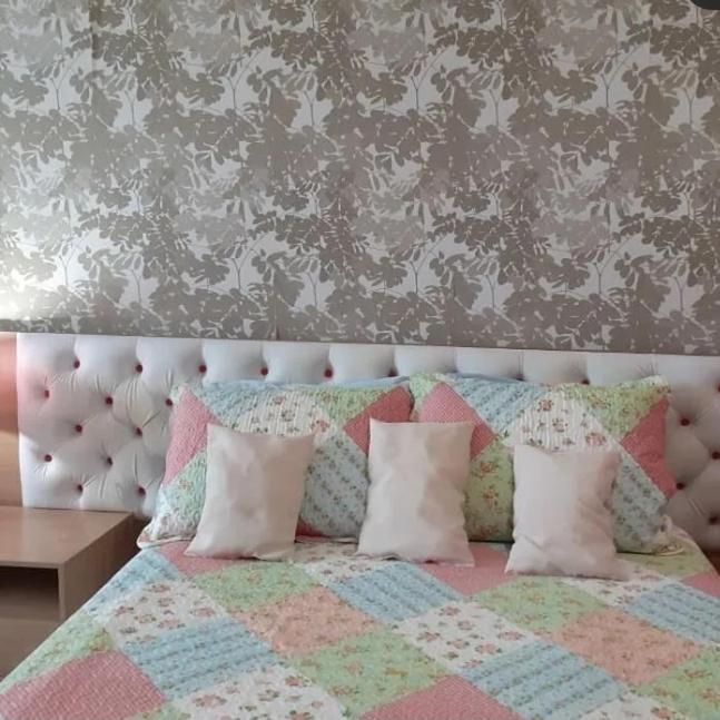 Large Double Room - Photo 10