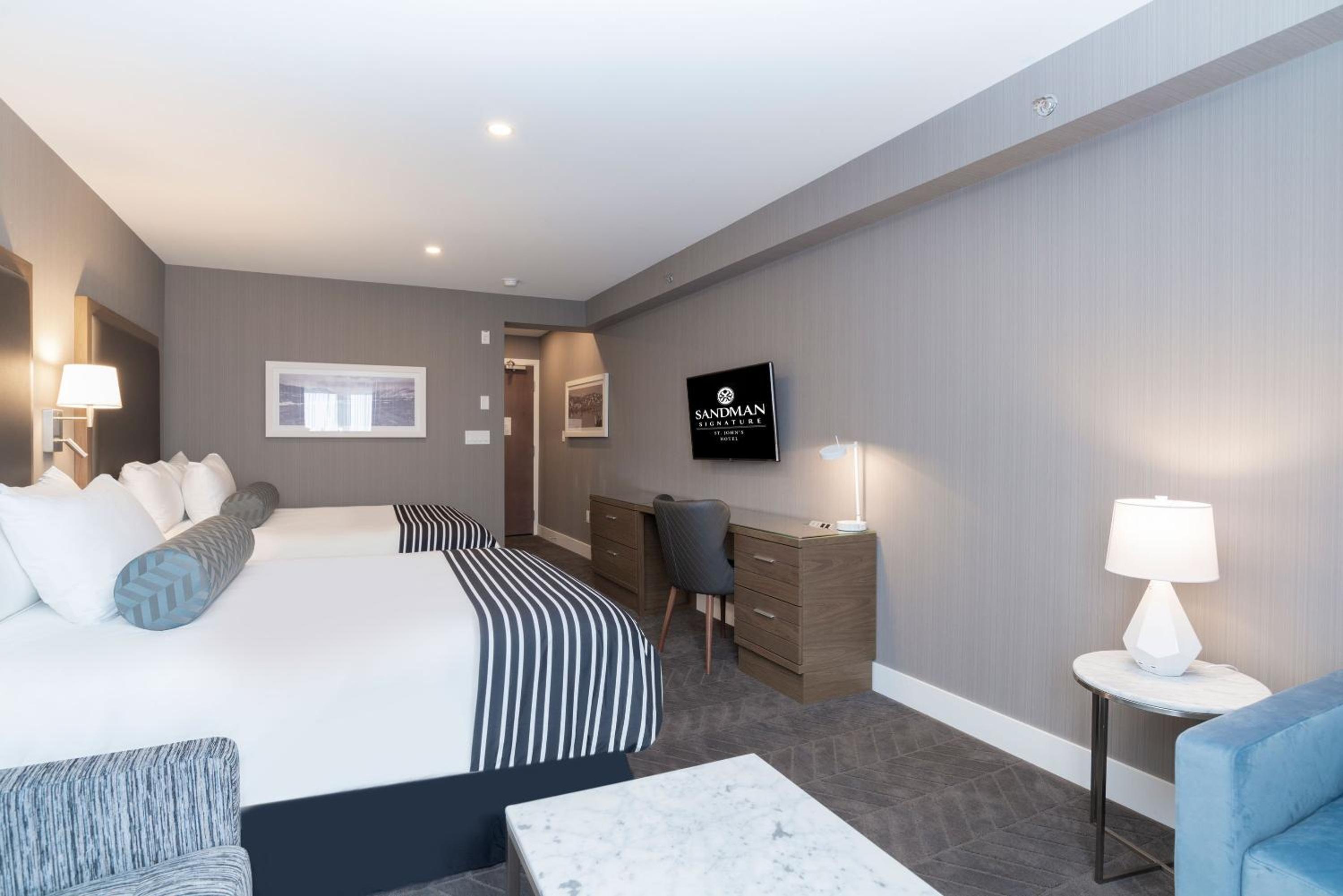 Standard Room, 2 Queen Beds, Sofa Bed