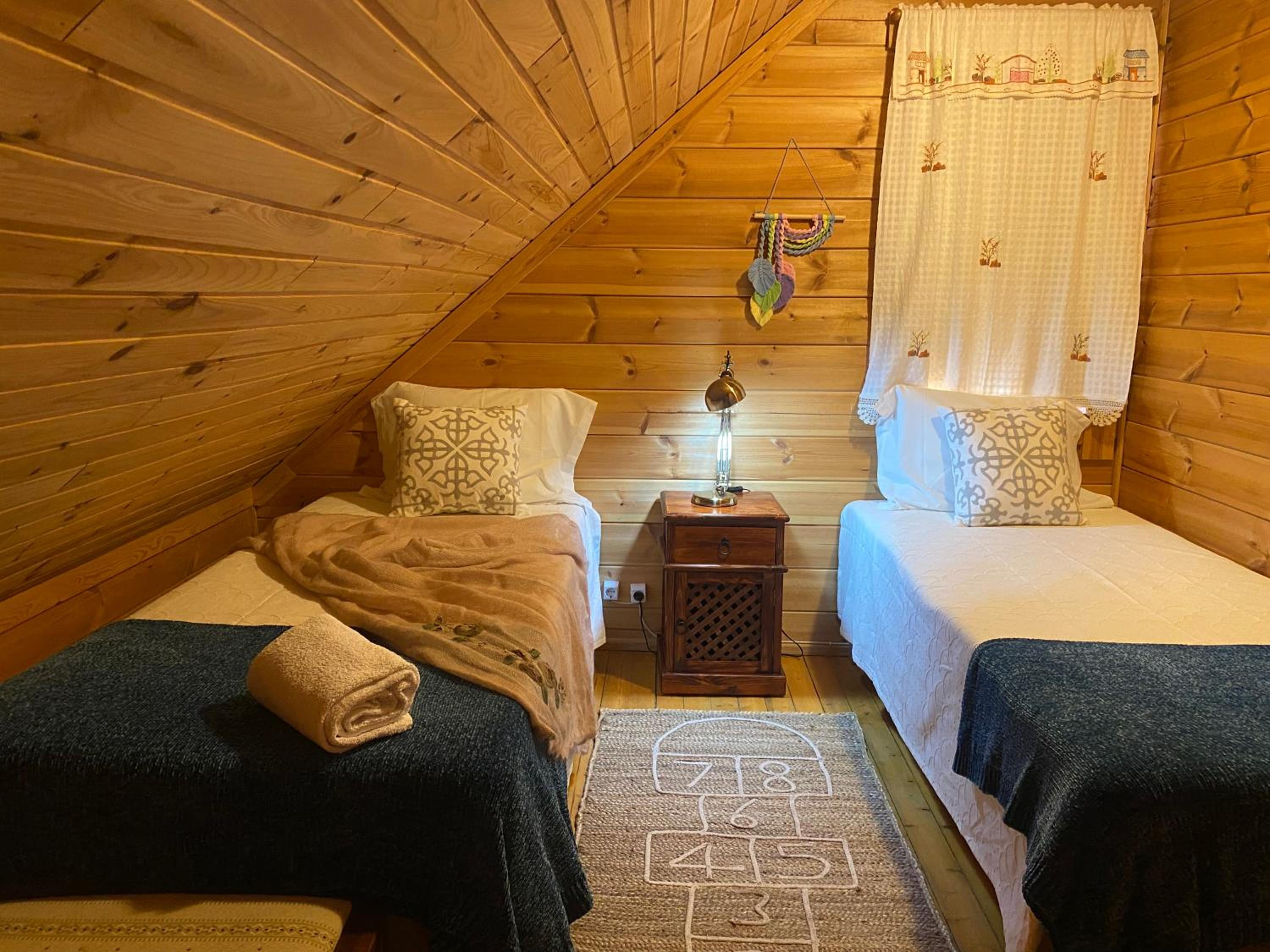 Three-Bedroom Chalet - Photo 20