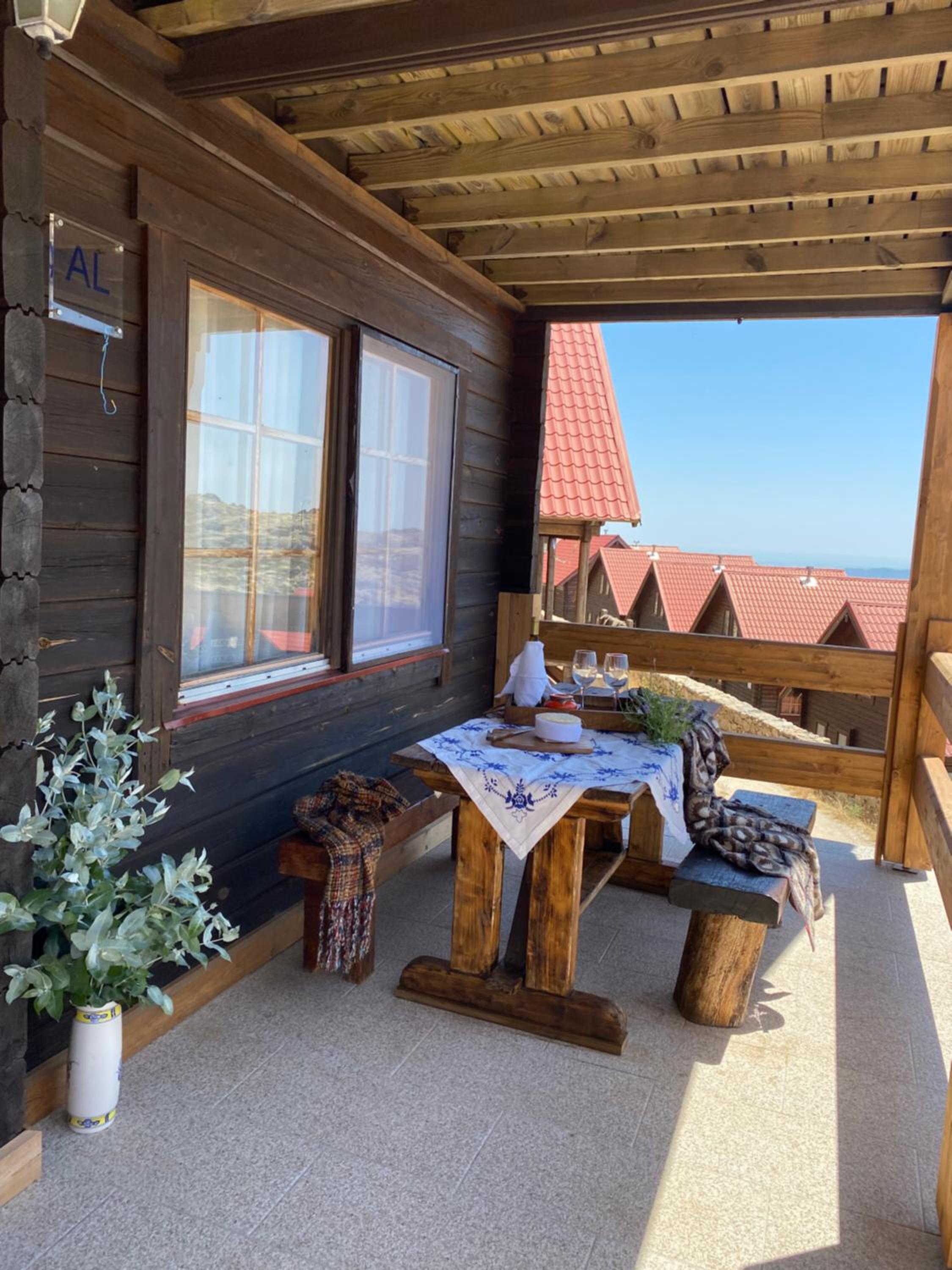 Three-Bedroom Chalet - Photo 18