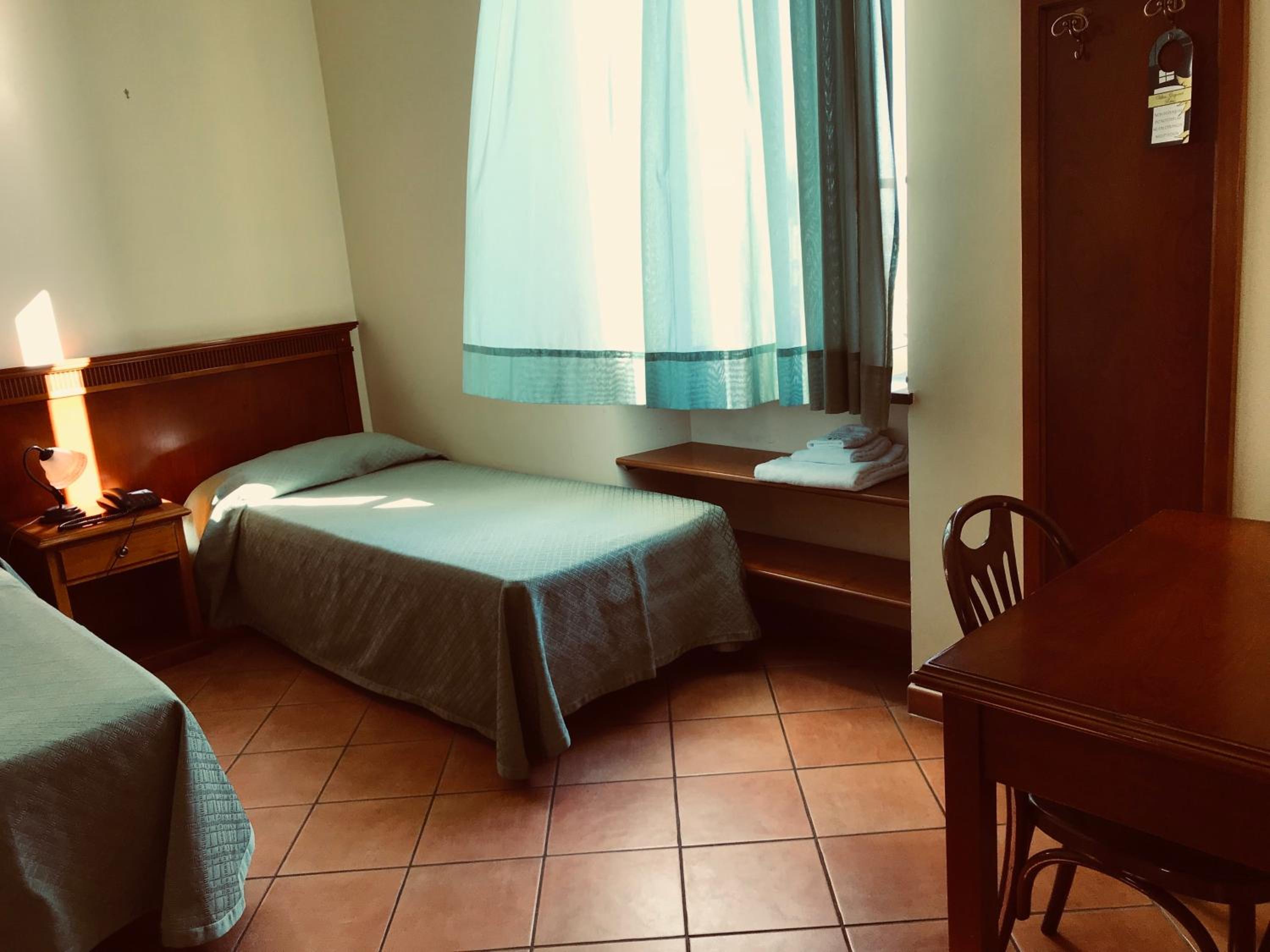 Twin Room photo 1