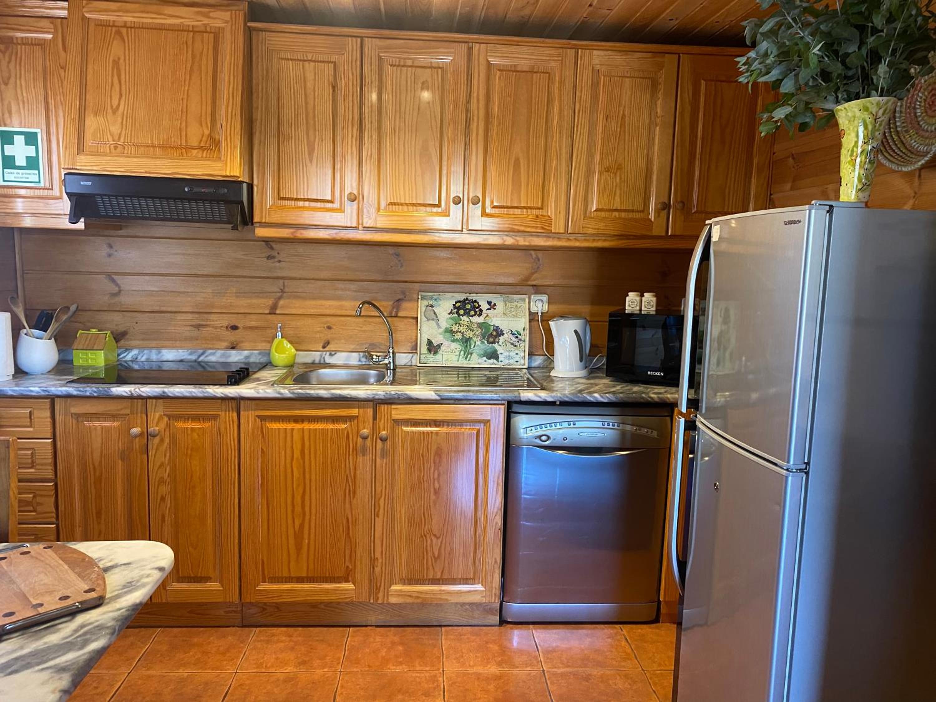 Three-Bedroom Chalet - Photo 8