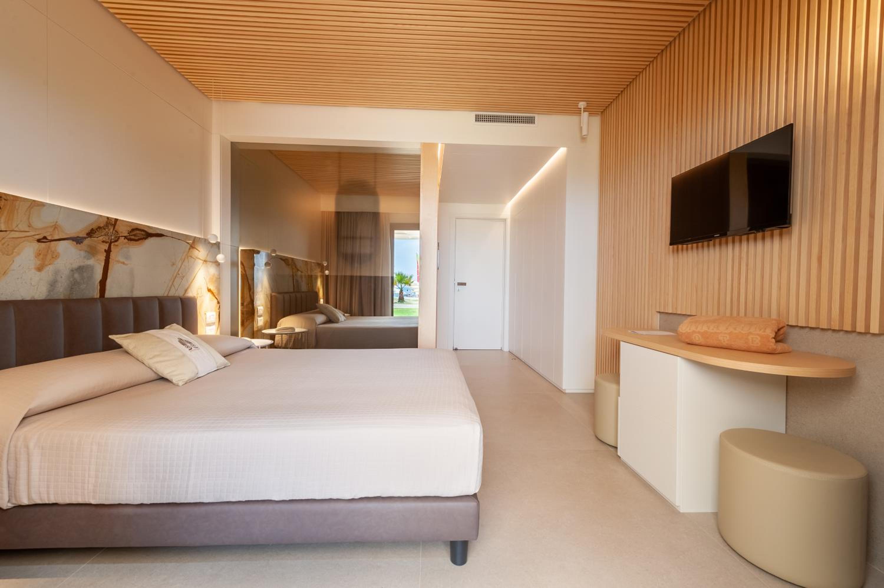 Deluxe Room photo 2