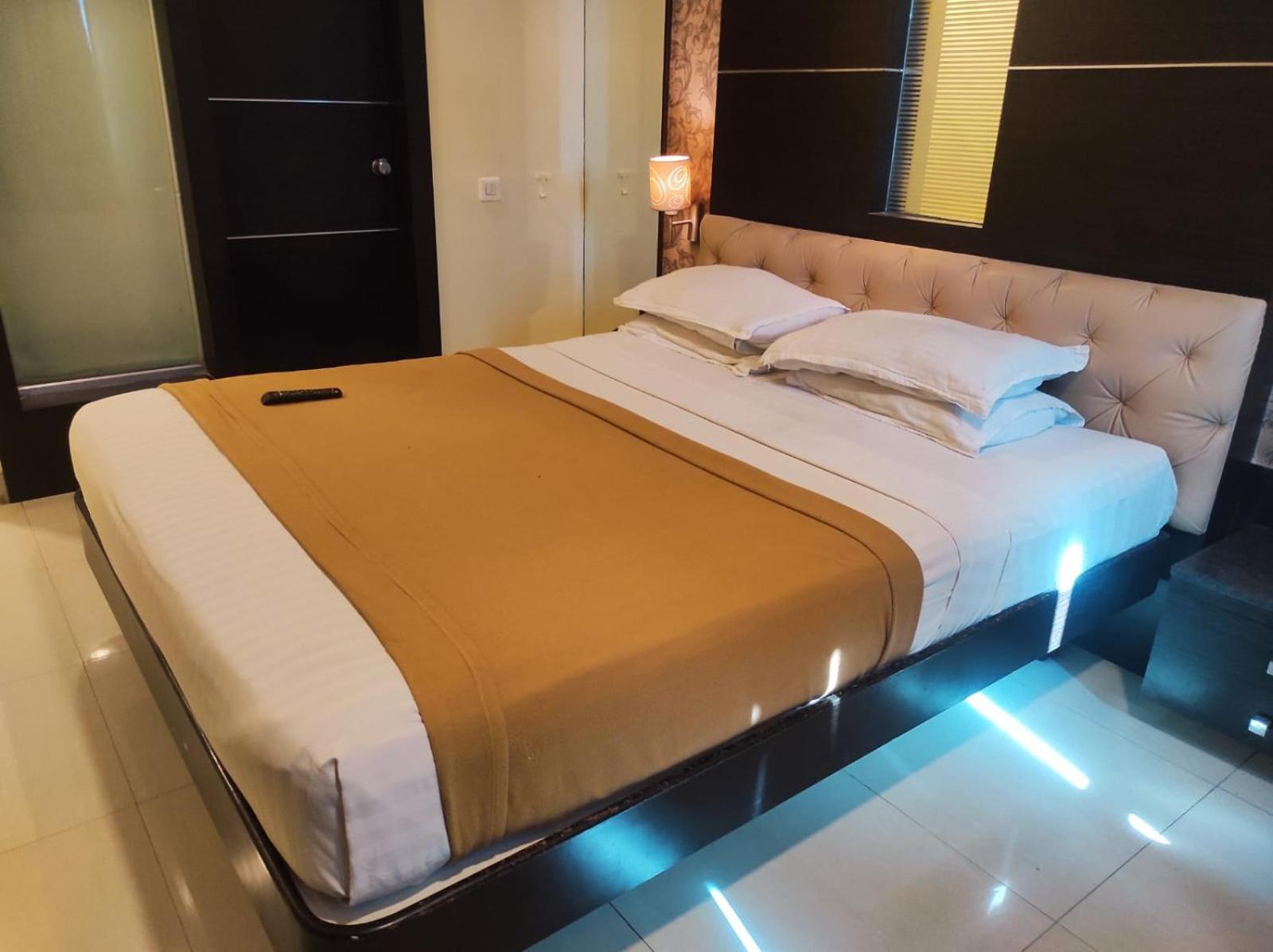 Deluxe Double or Twin Room - Photo 3