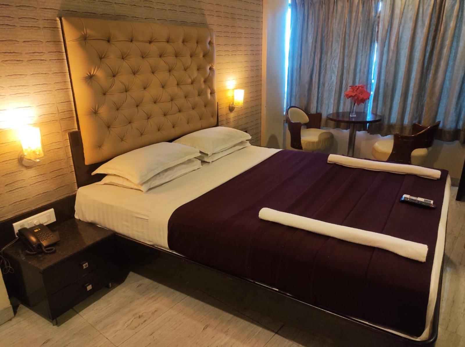 Suite - Photo 10