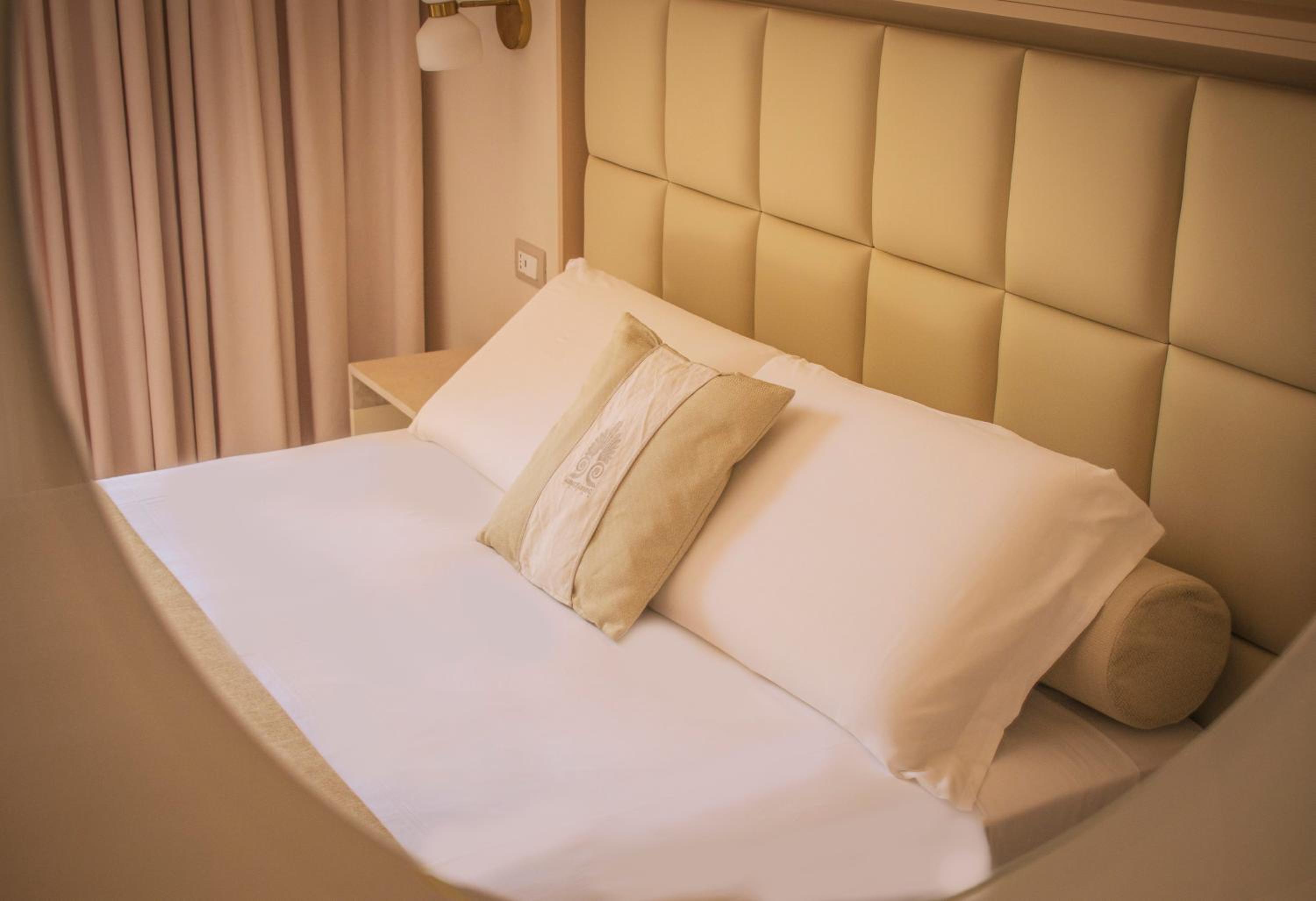 Superior Double or Twin Room photo 3