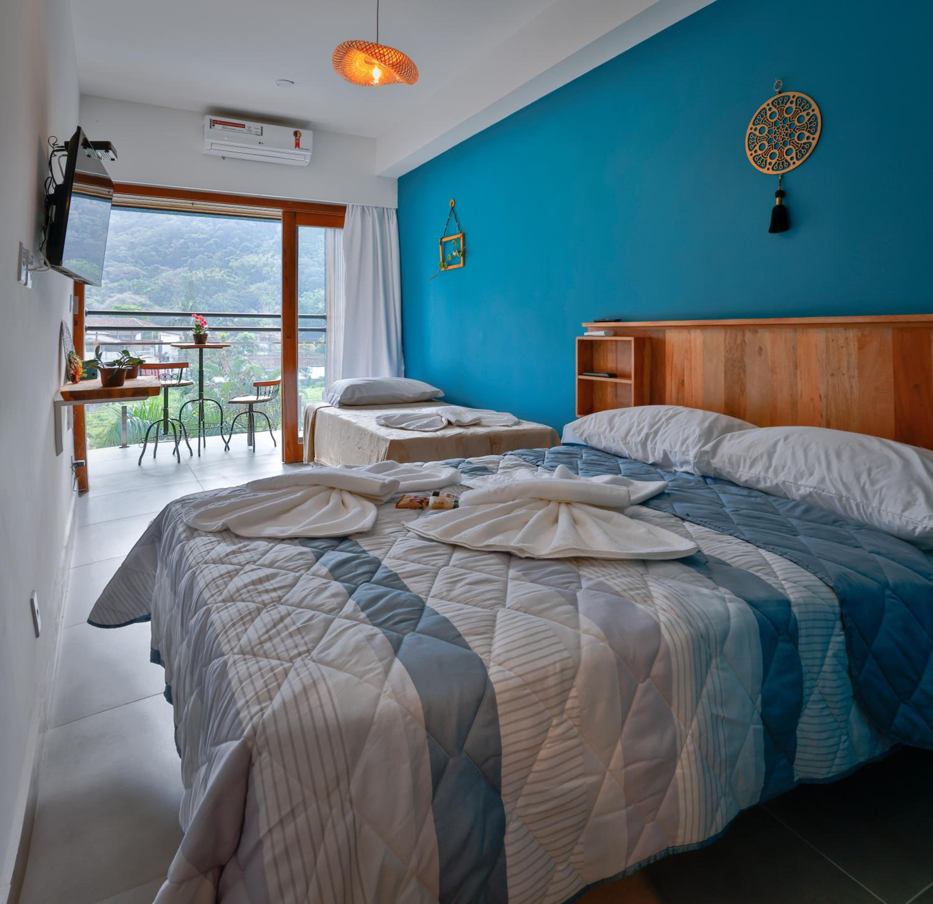 Luxury Triple Room