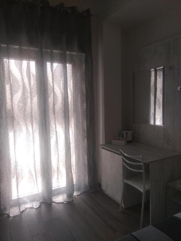 Small Twin Room photo 2