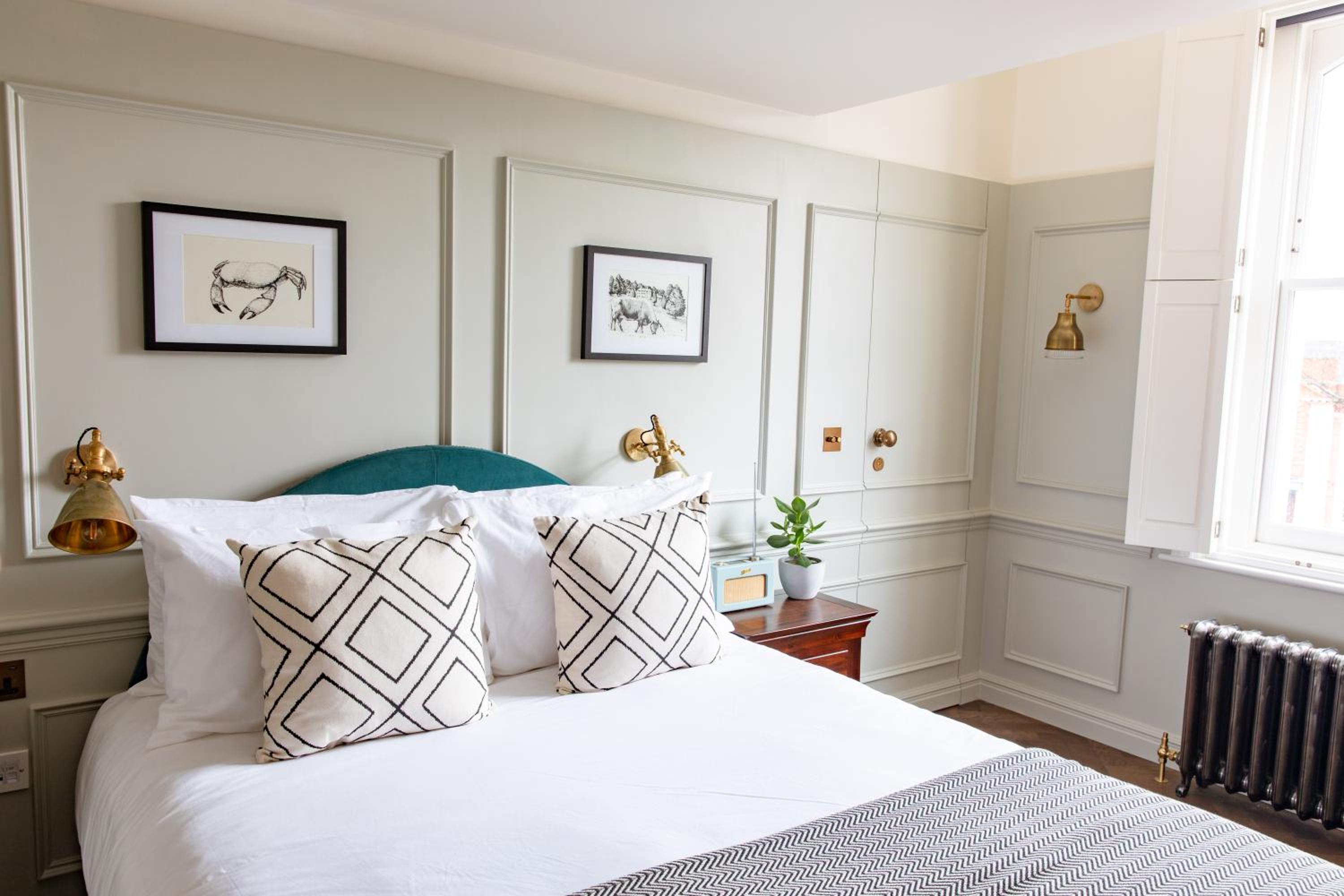Large Double Room photo 1