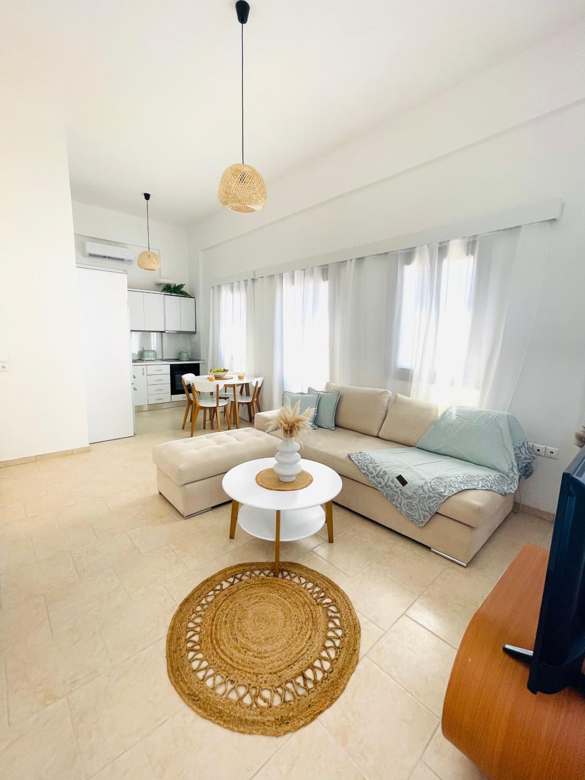 Apartment photo 1