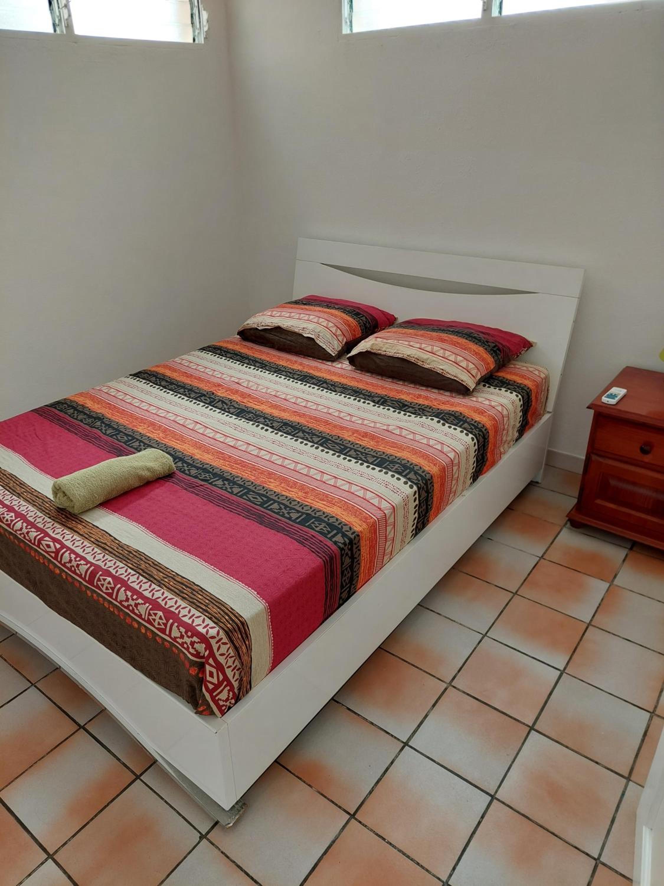 Two-Bedroom Apartment with Sea View - Photo 7