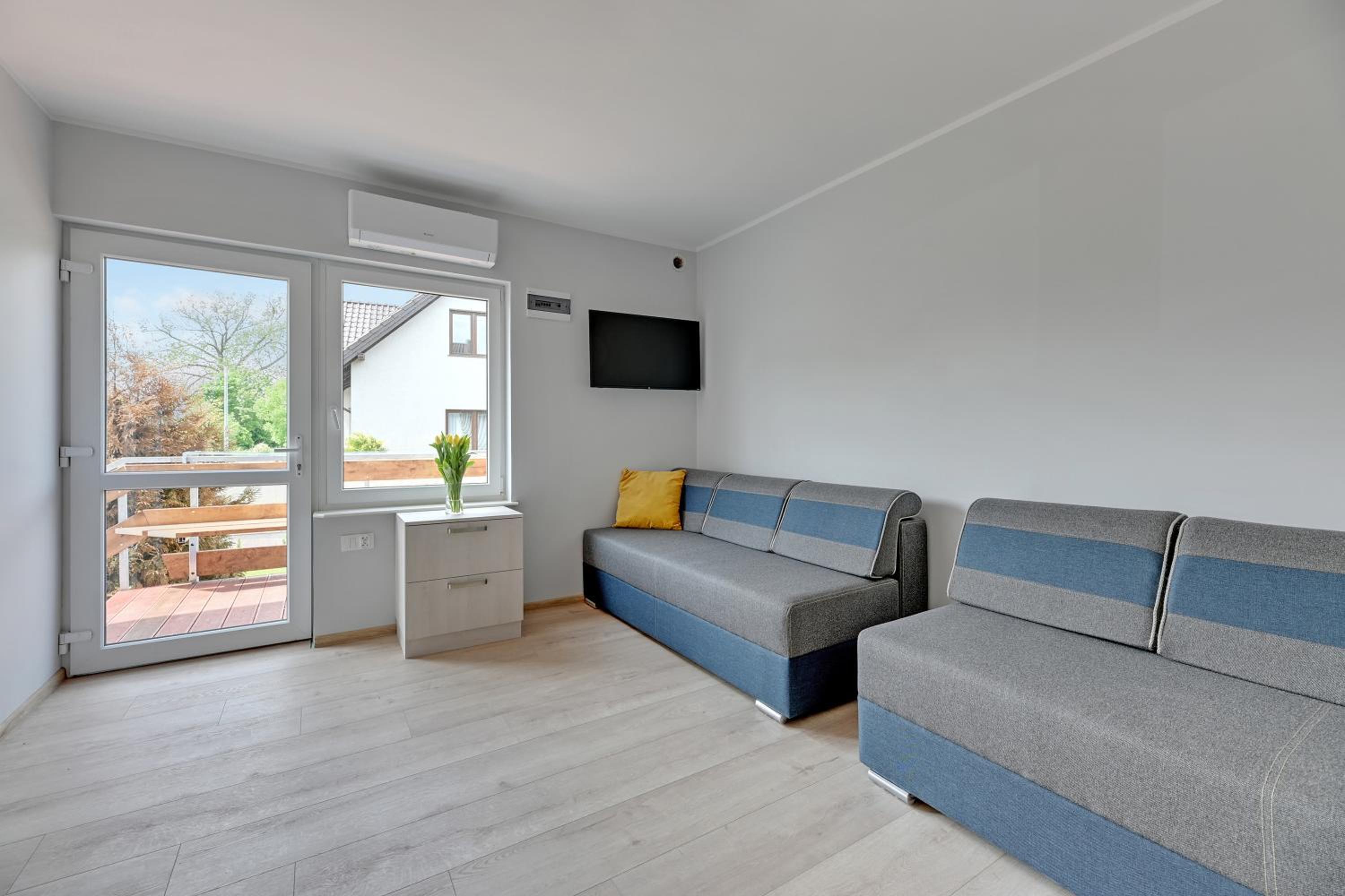 Studio with Sofa Bed photo 3