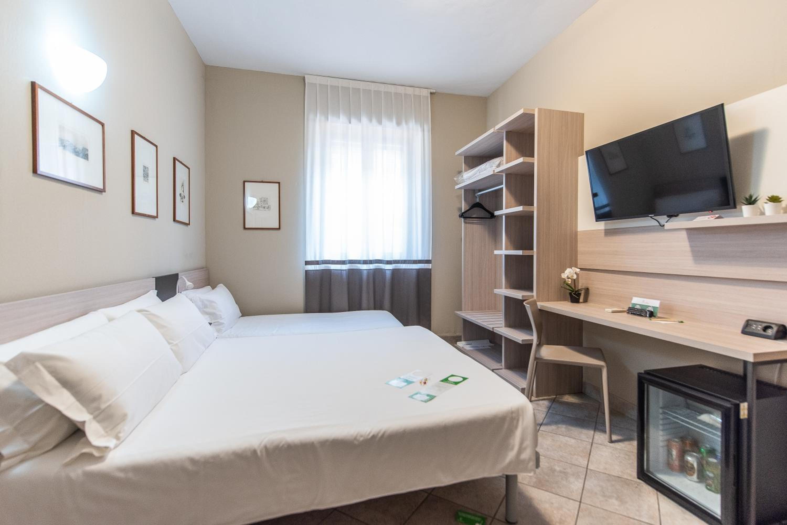 Triple Room - Photo 1