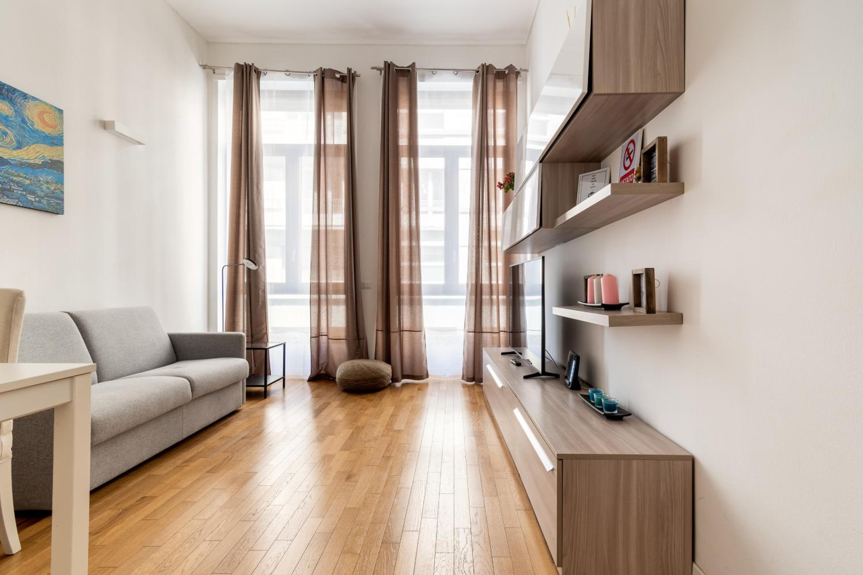 One-Bedroom Apartment