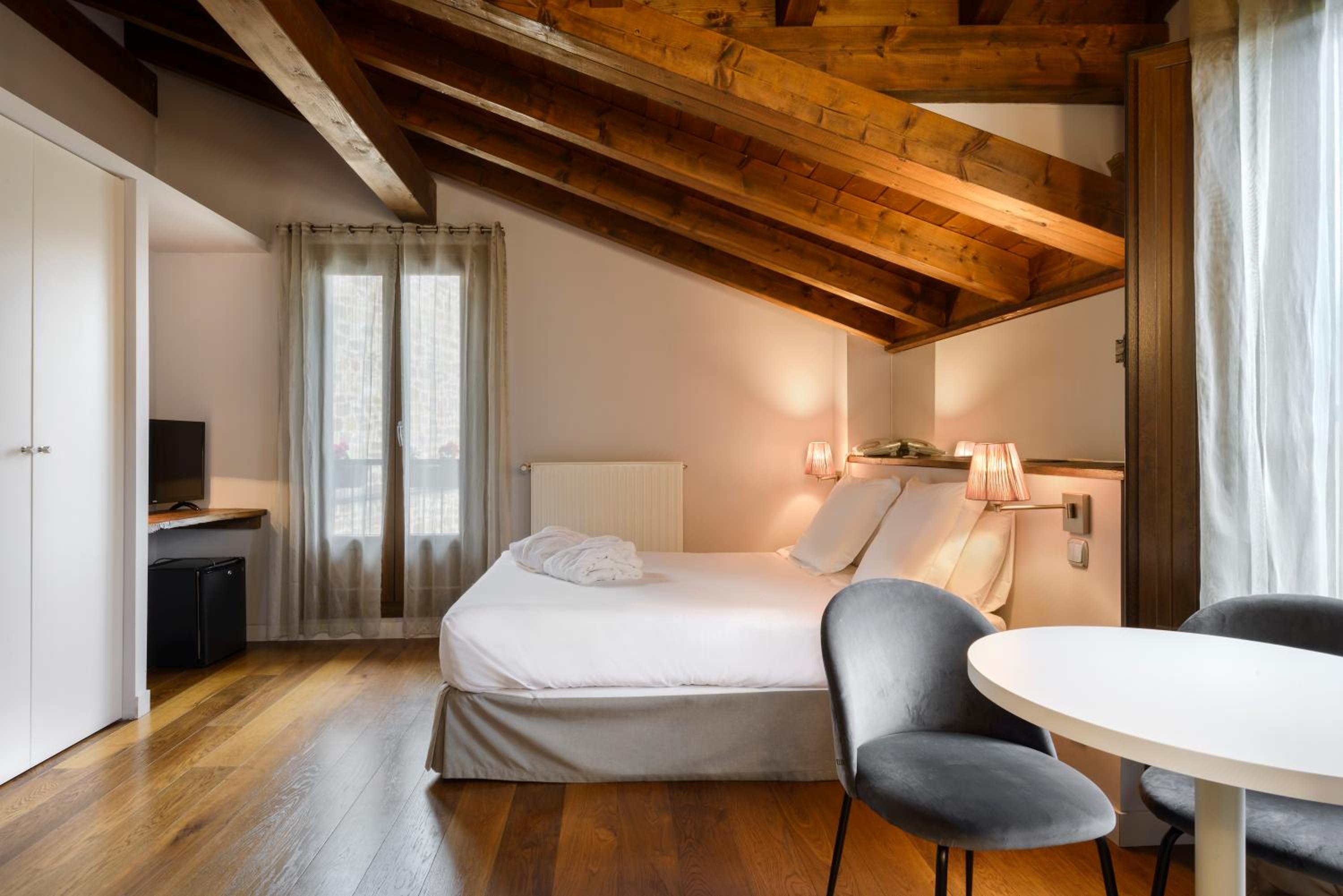 Superior Double Room - Photo 5