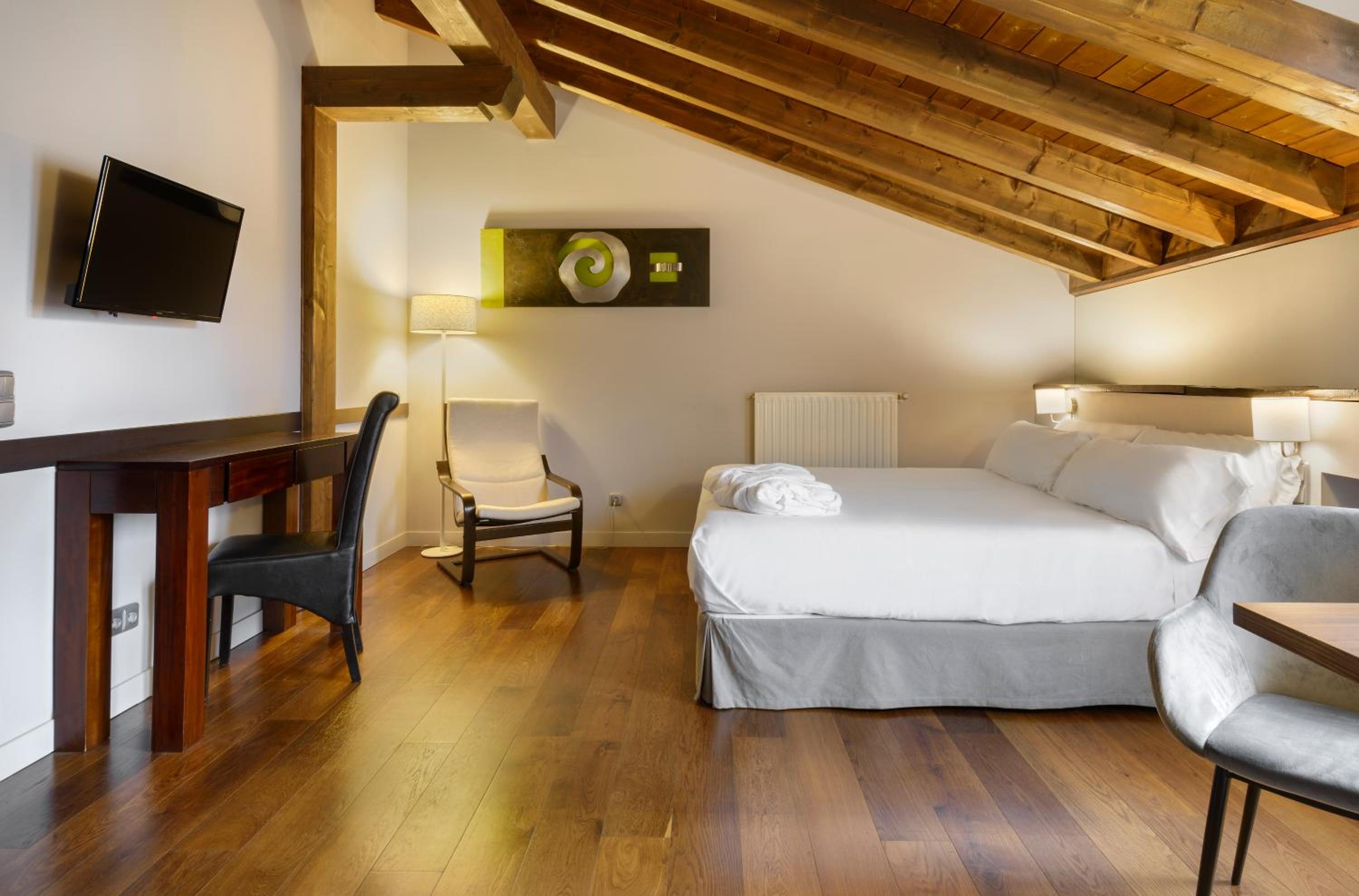 Junior Suite - Photo 8