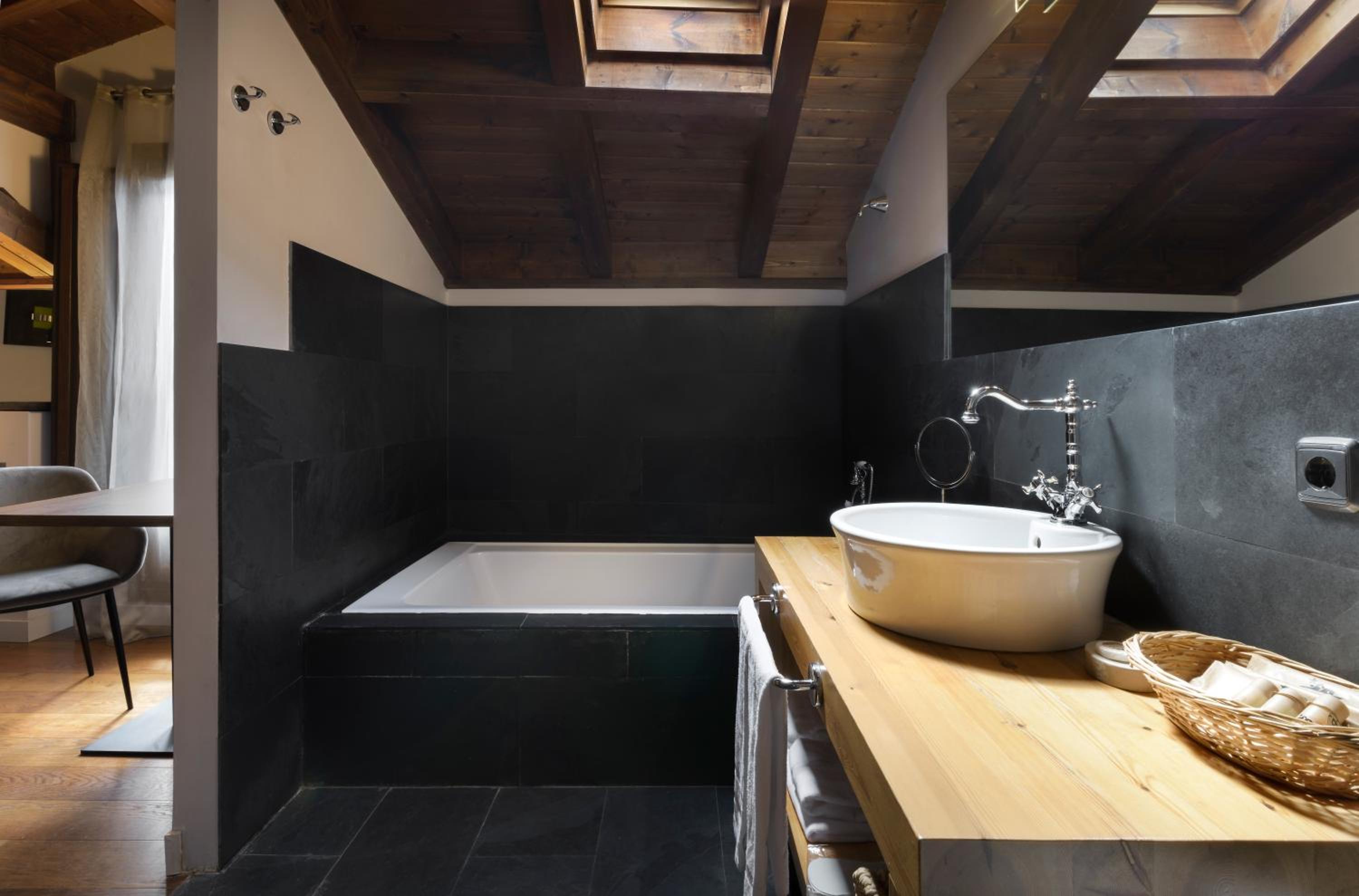 Junior Suite - Photo 10