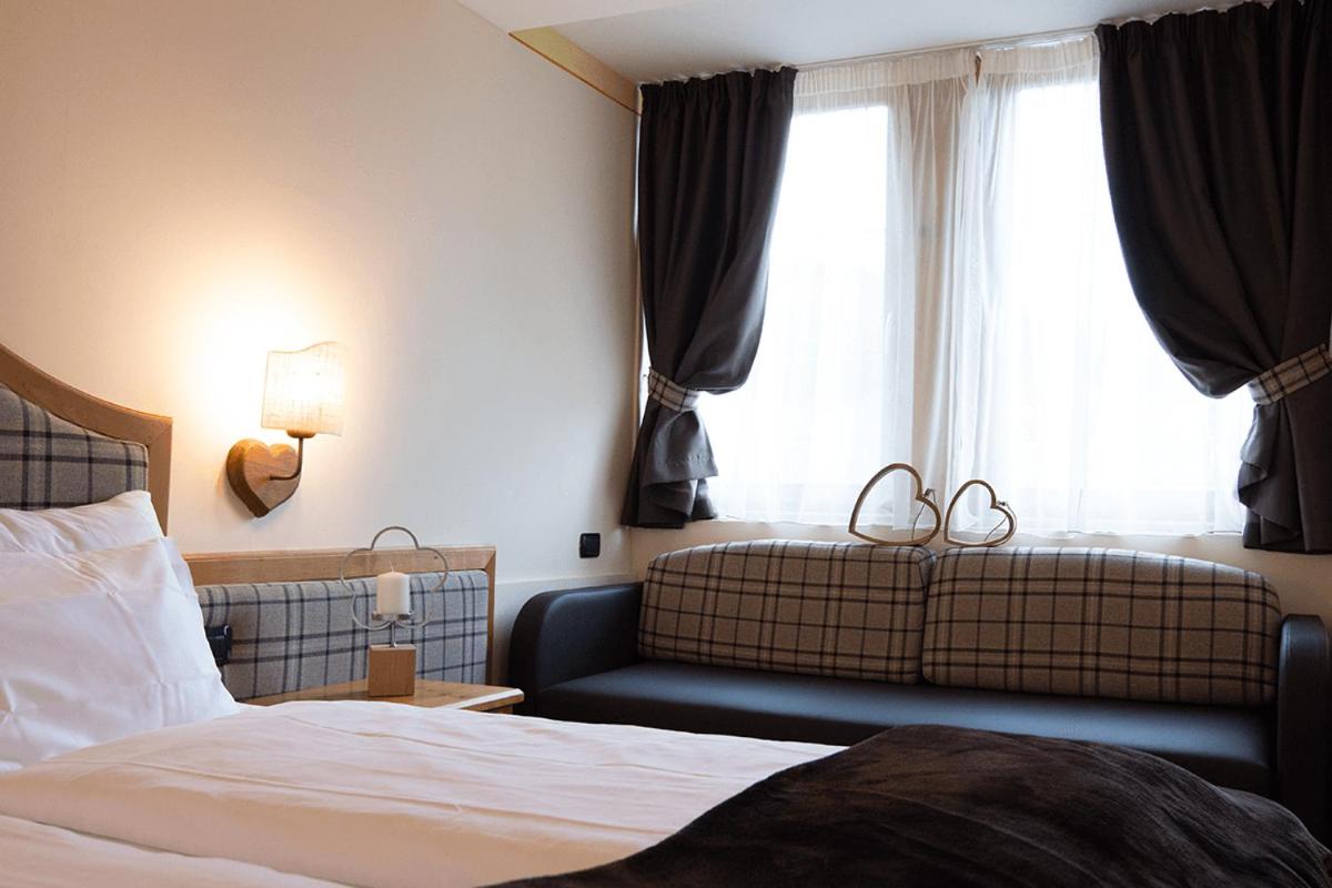 Deluxe Triple Room photo 3