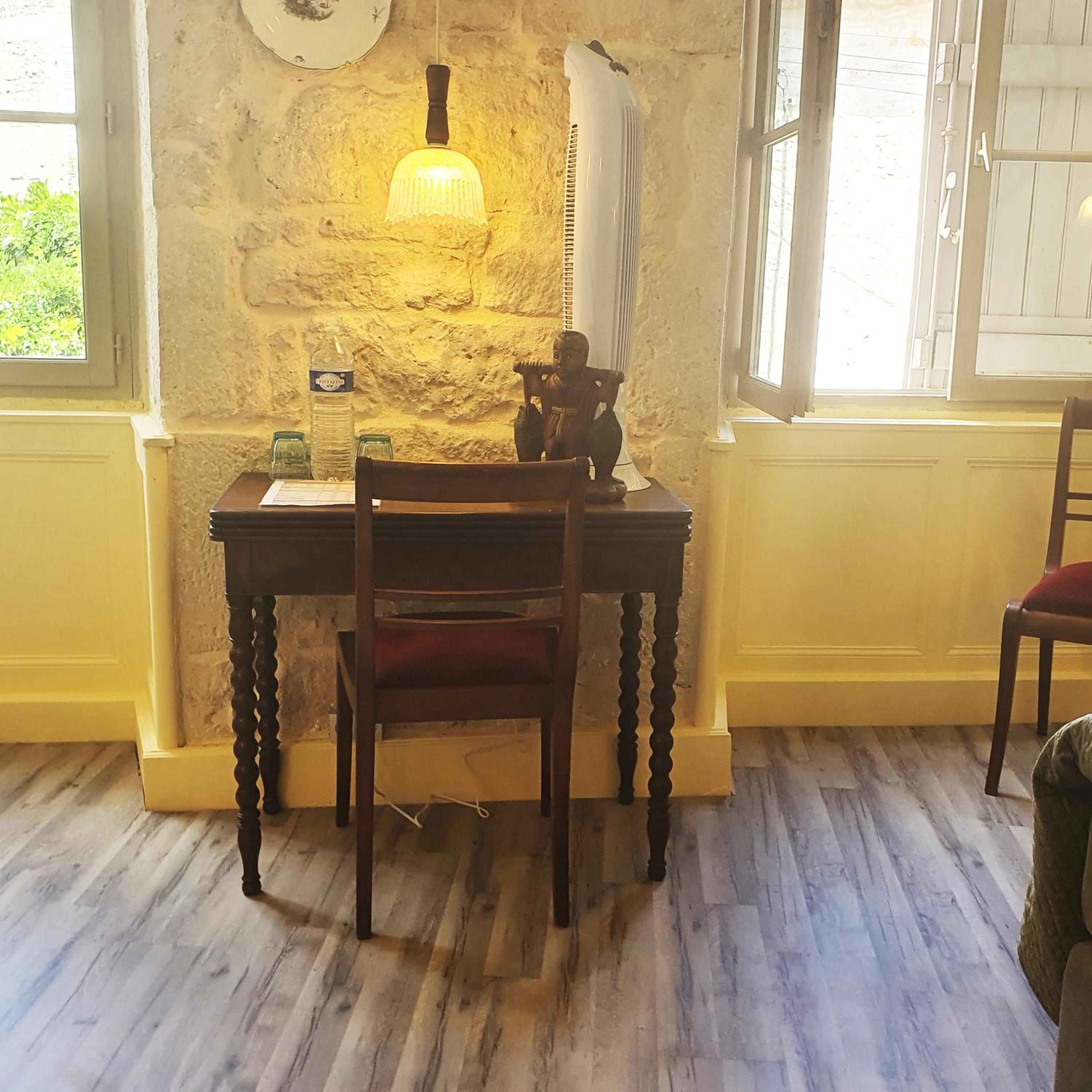 Deluxe King Room photo 3