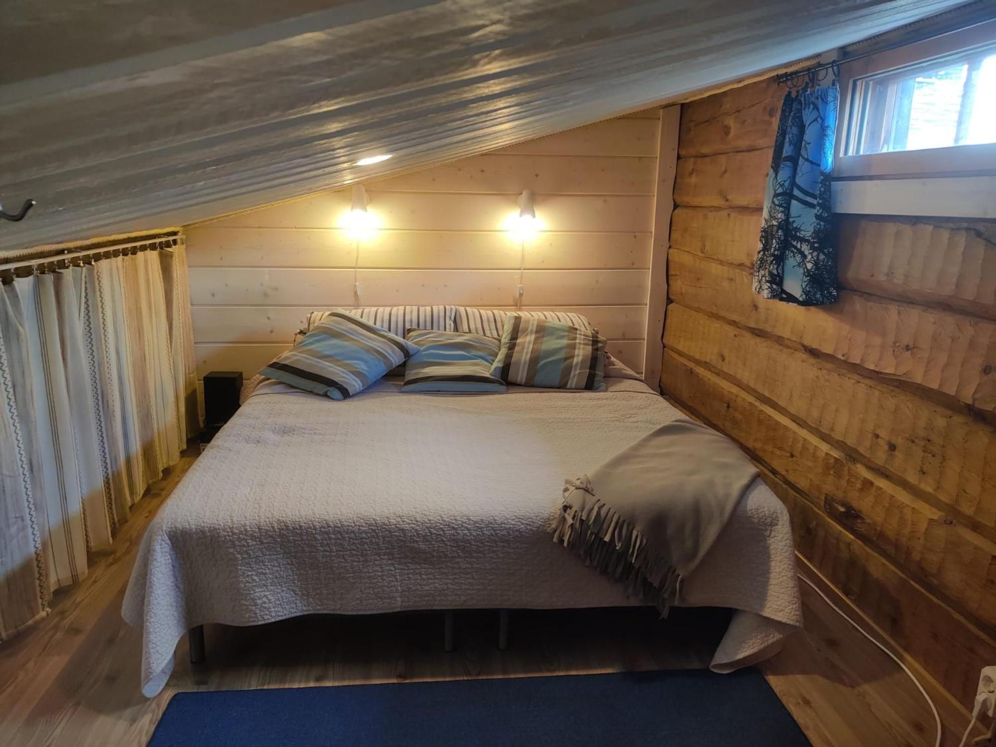One-Bedroom Apartment - Photo 6