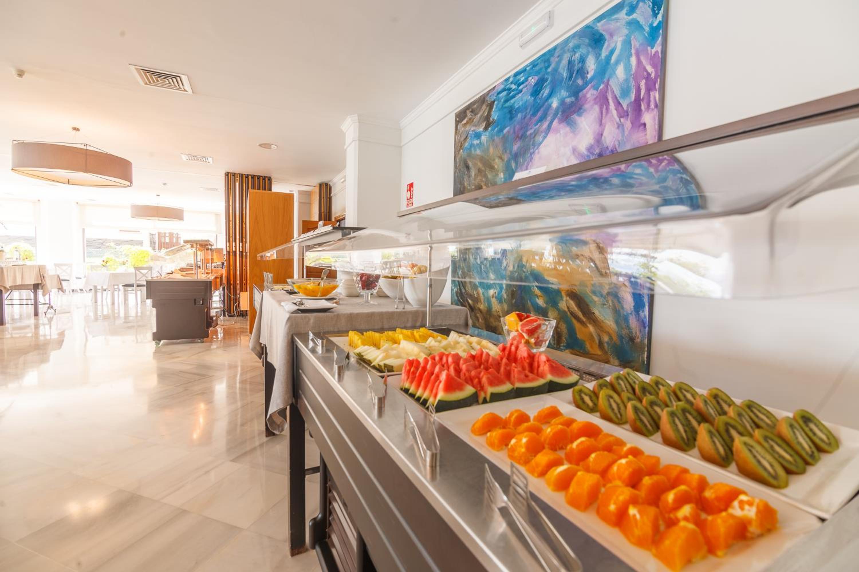 Double or Twin Room with Sea view (2 Adults + 1 Child ) photo 3
