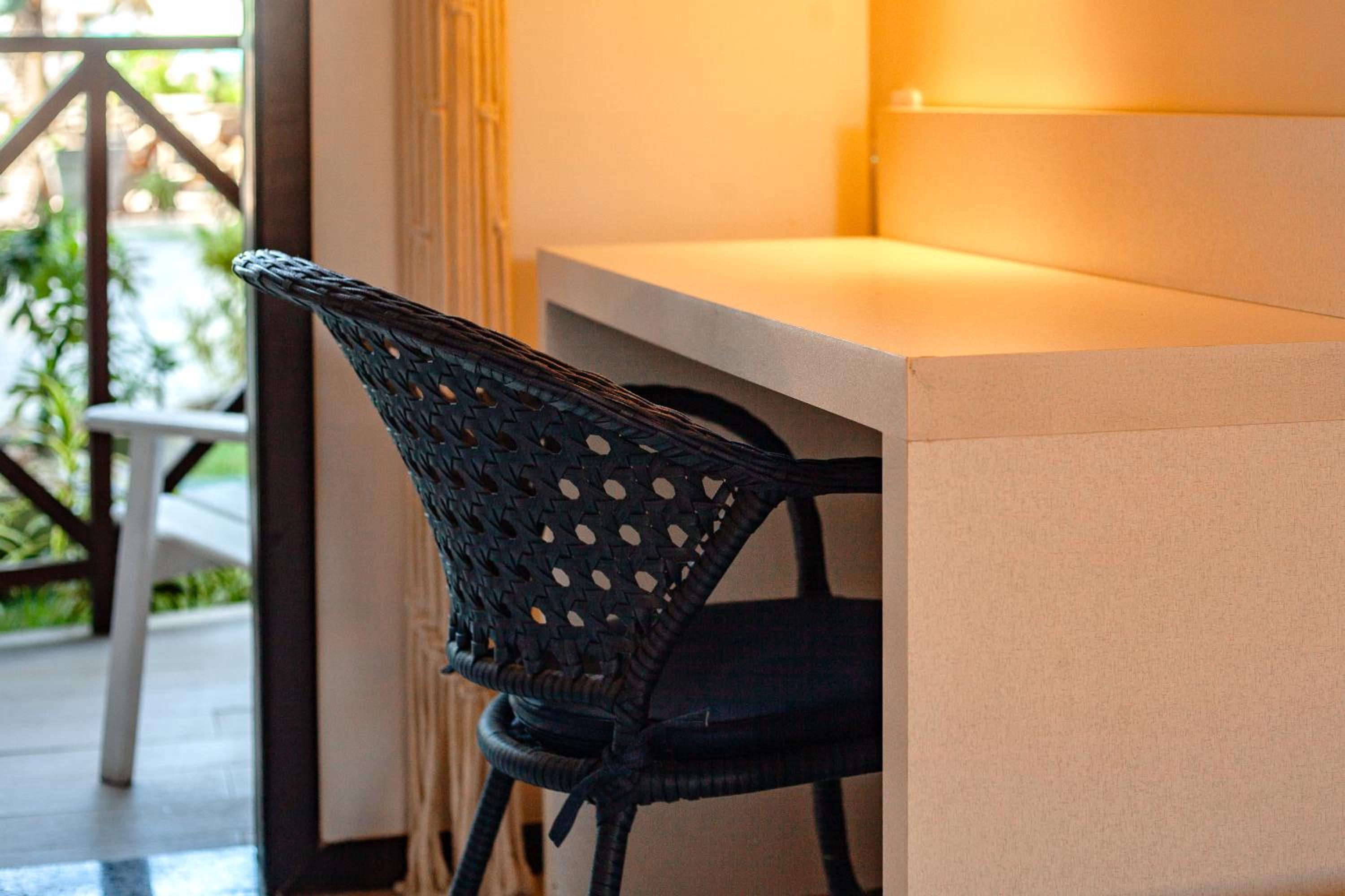 Standard Suite - Photo 8