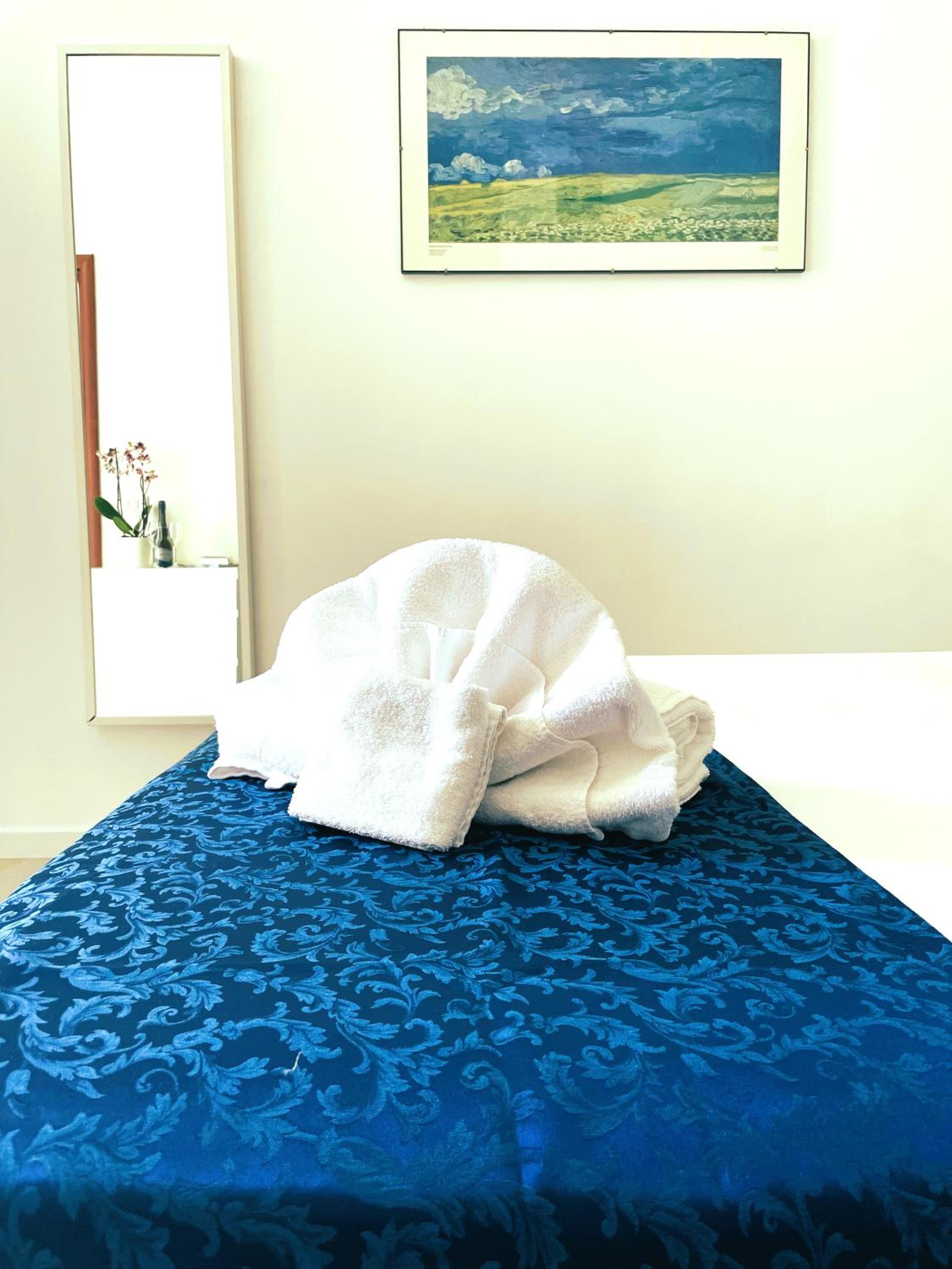 Double or Twin Room with Balcony photo 2