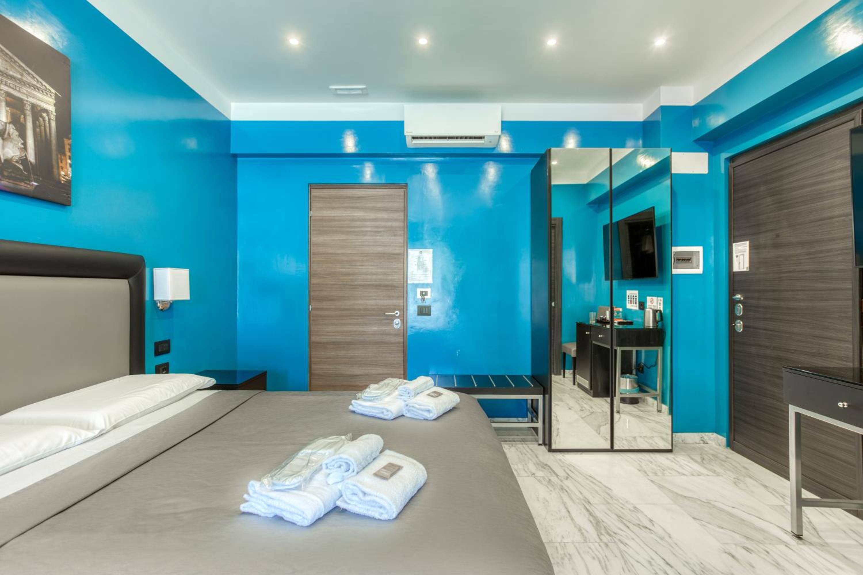 Luxury Quadruple Room photo 3