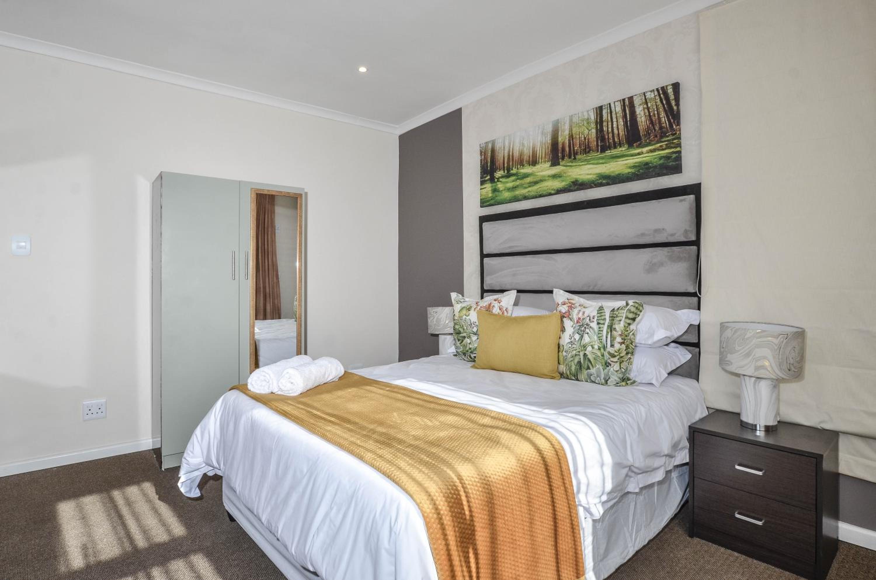 Deluxe Double Room with Bath
