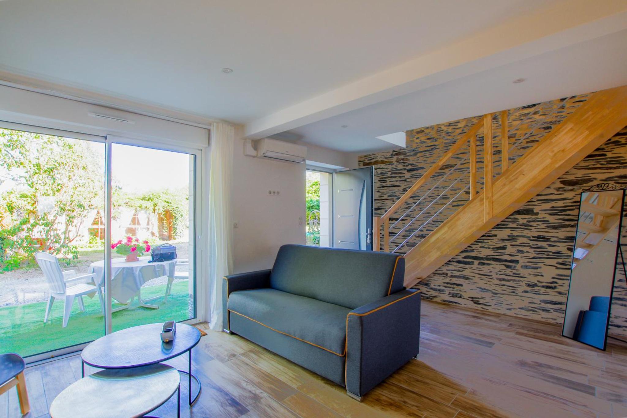 One-Bedroom House photo 2