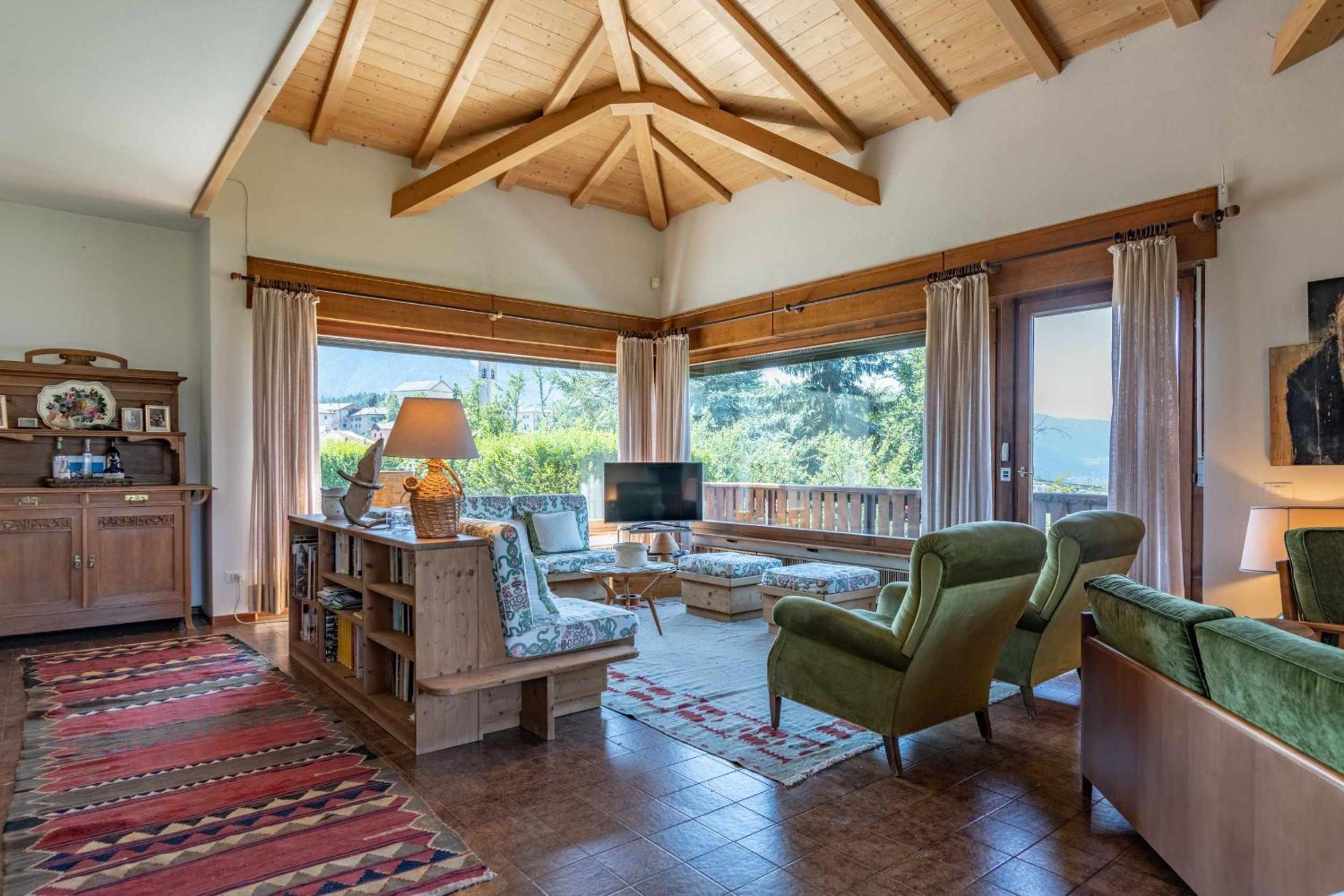 Three-Bedroom Villa photo 1