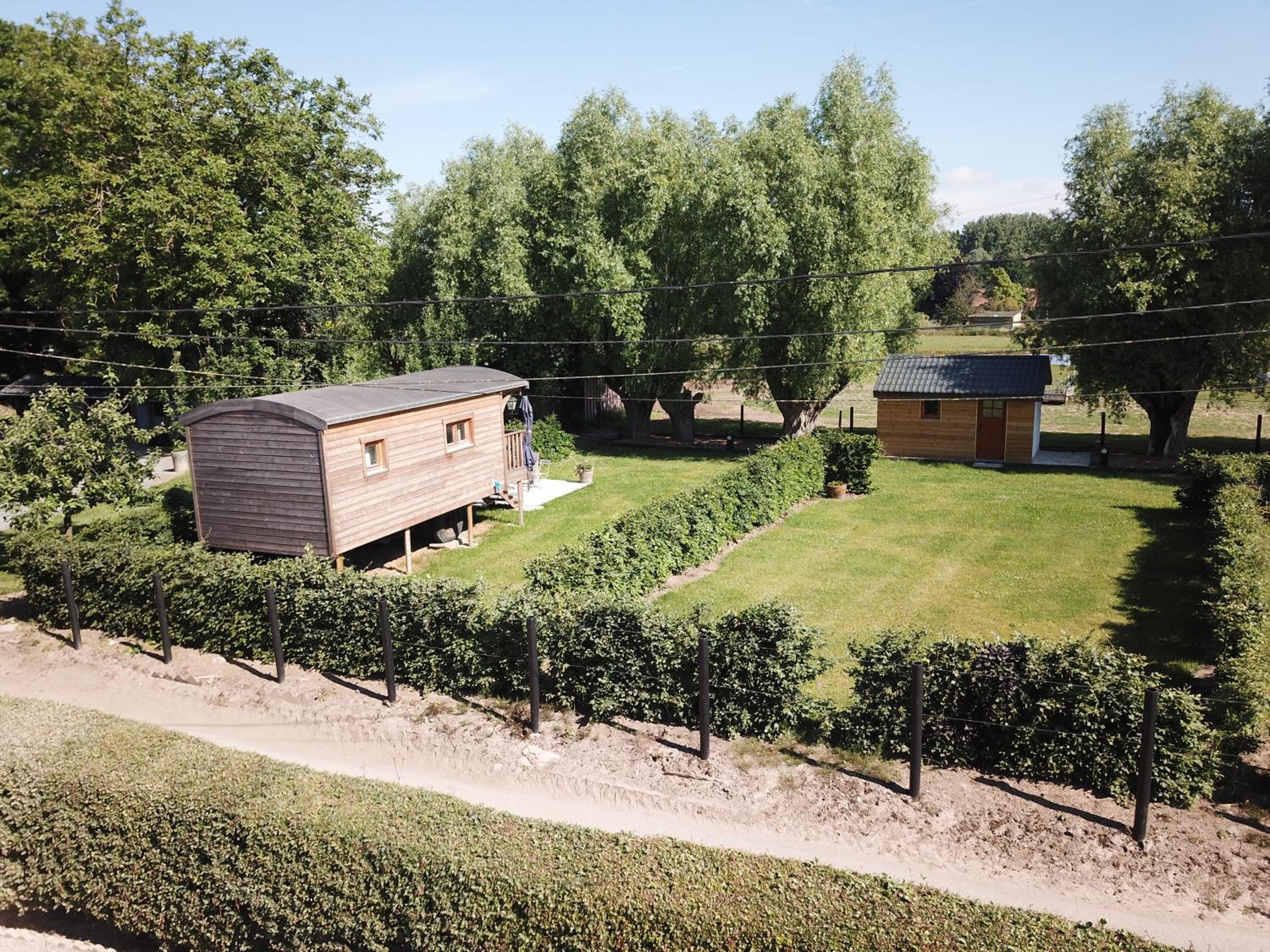 Bungalow with Garden View photo 2