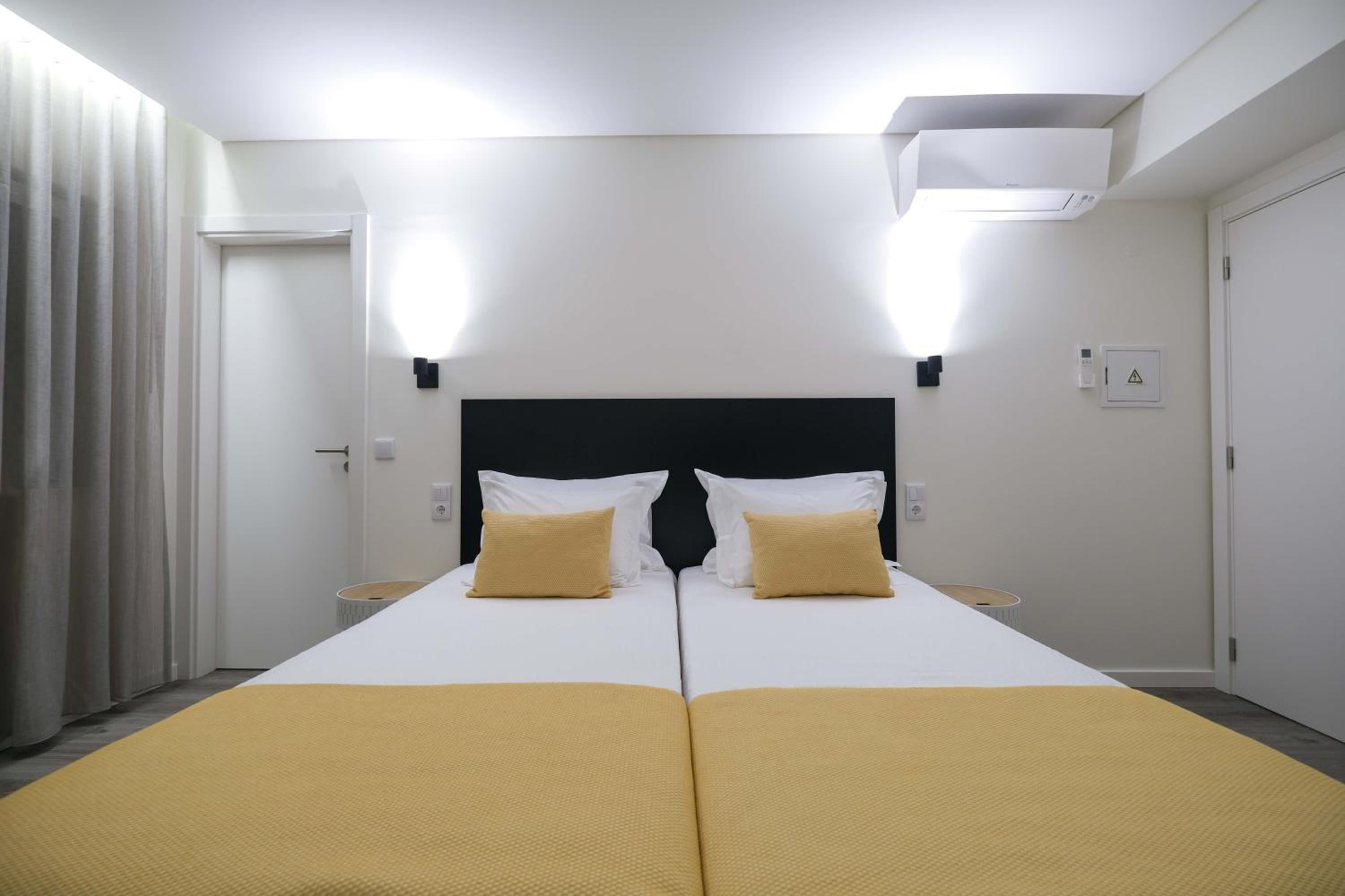 Double or Twin Room - Photo 16
