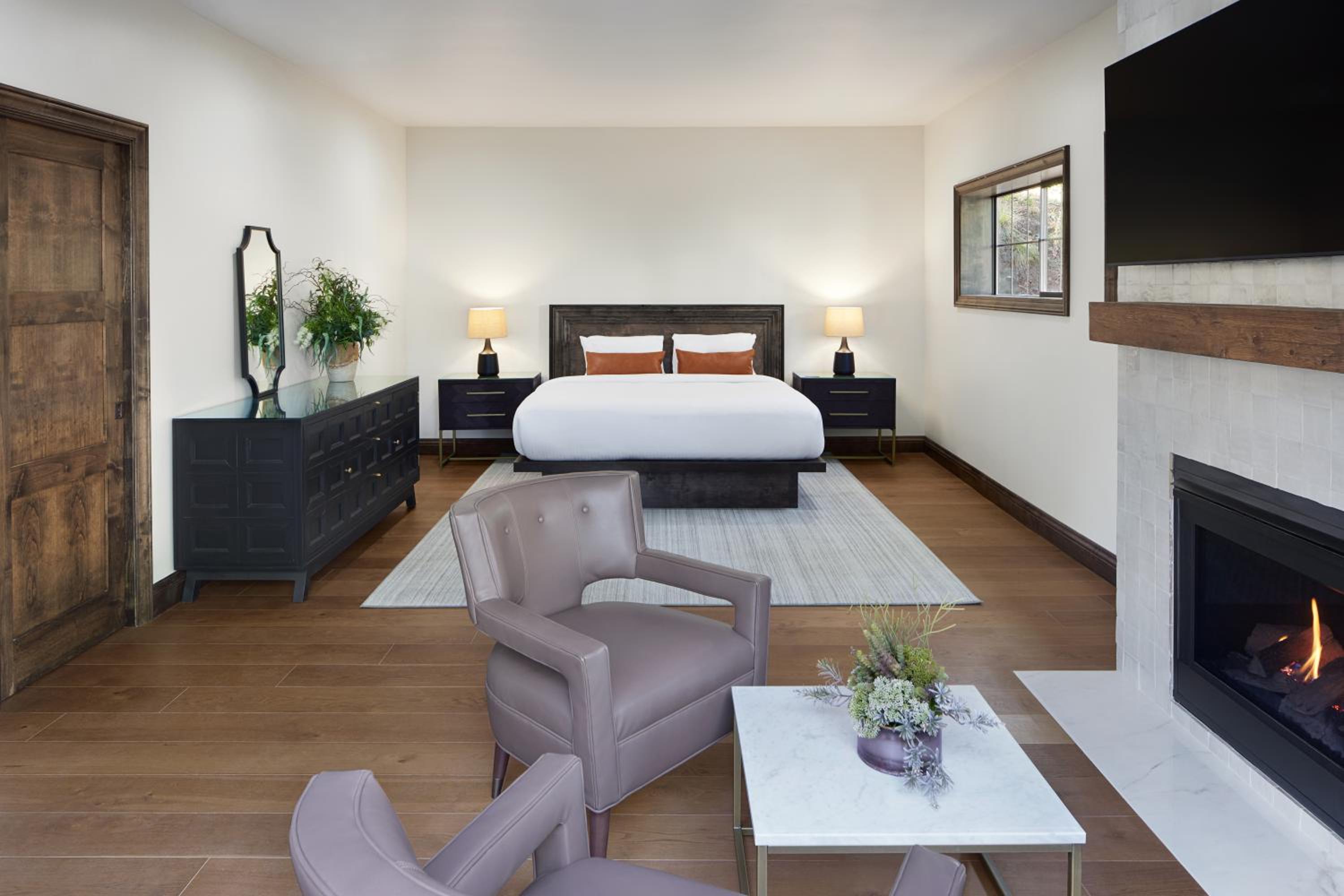 Garden King Room with Patio - Photo 1
