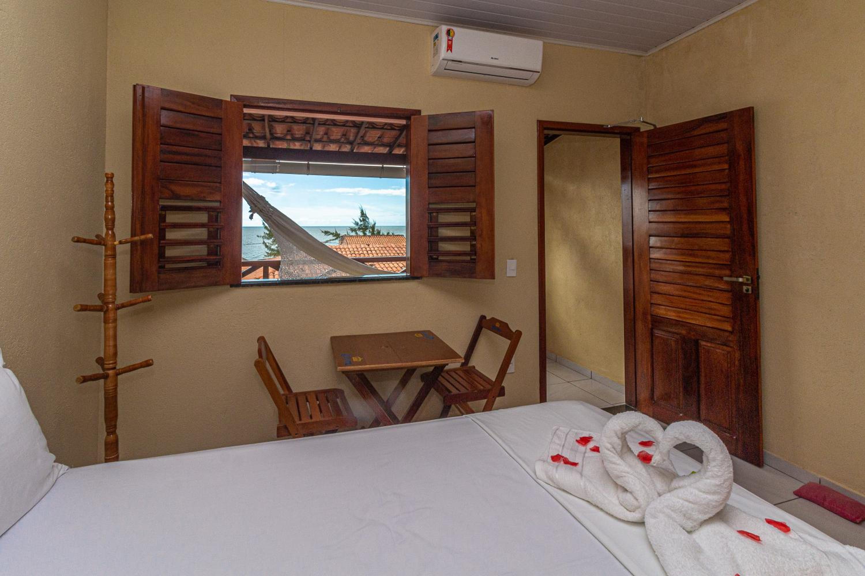 Deluxe Double Room with Balcony and Sea View