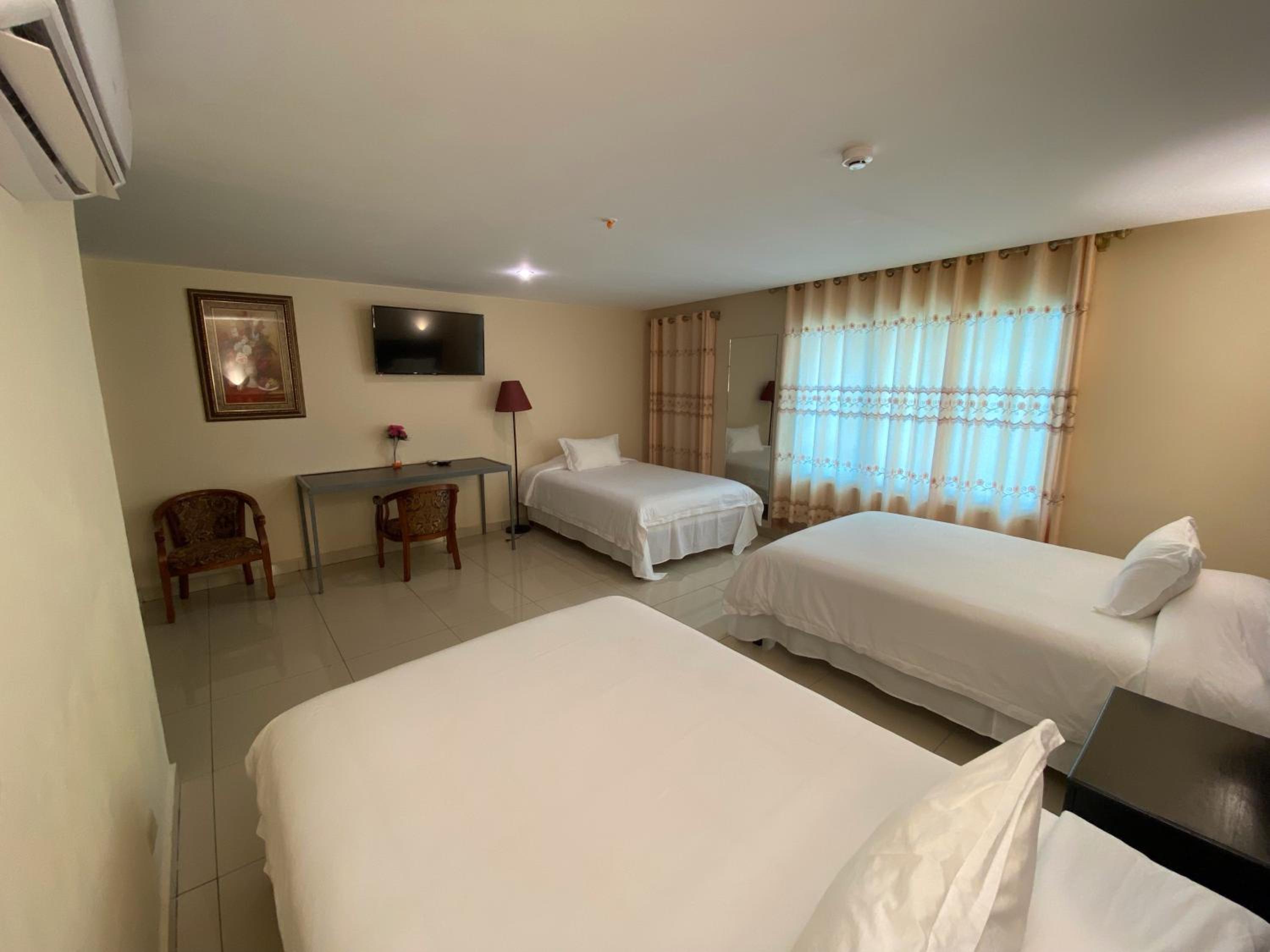 Executive Triple Room photo 2