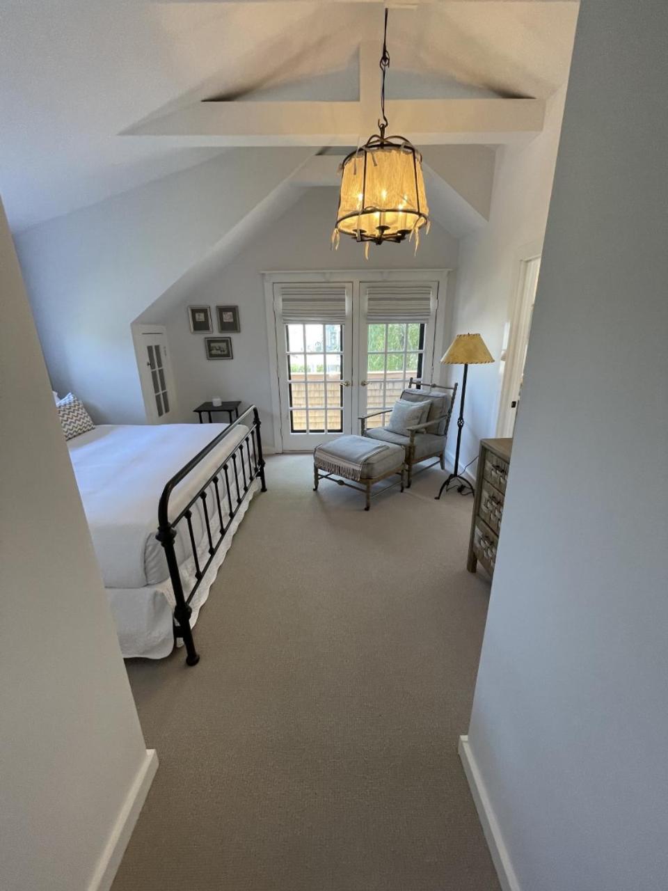 Three-Bedroom Villa photo 2
