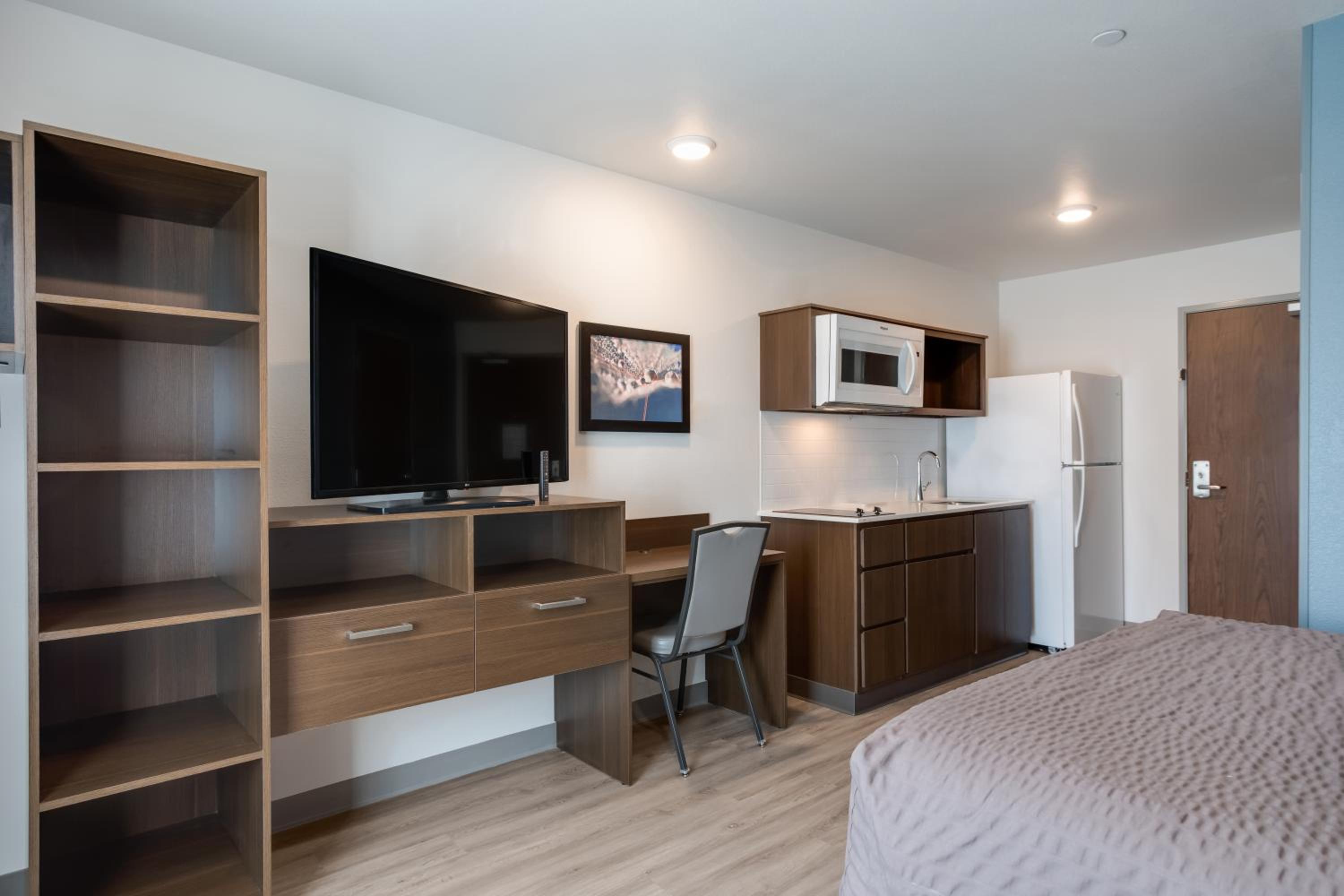 QUEEN SUITE - Photo 1