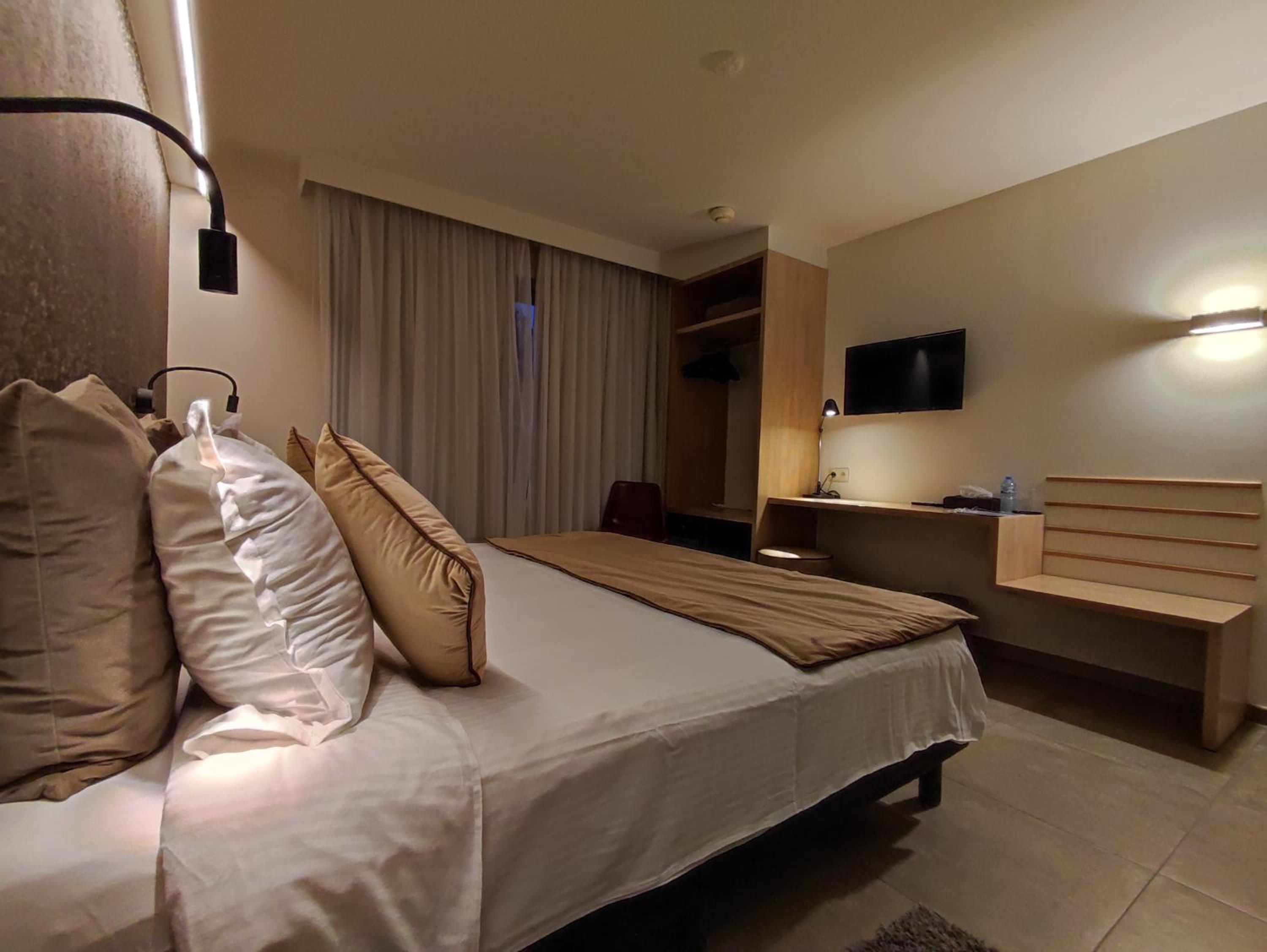 Double or Twin Room photo 2
